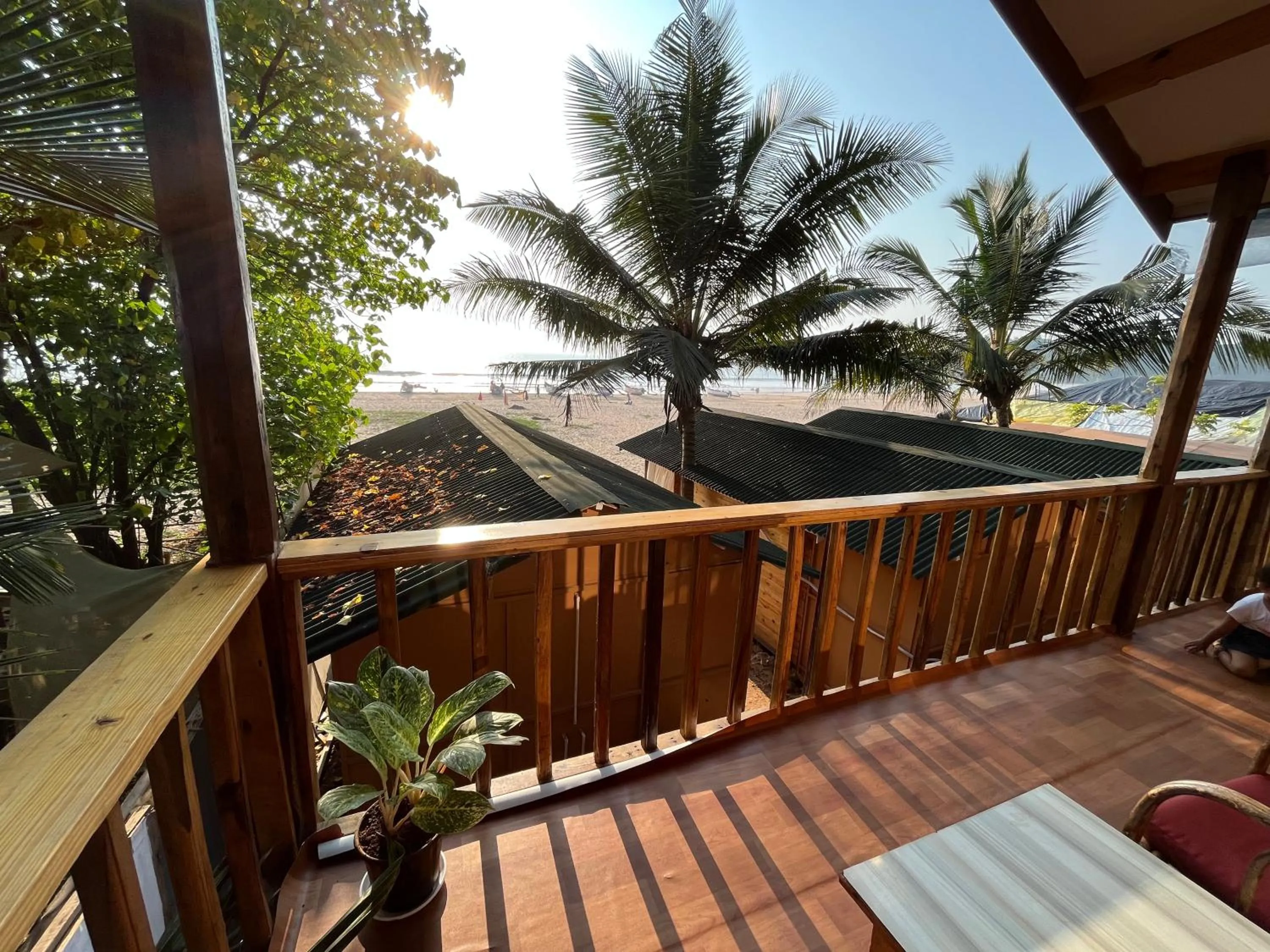 Deluxe Bungalow with Sea View in Sonho do Mar