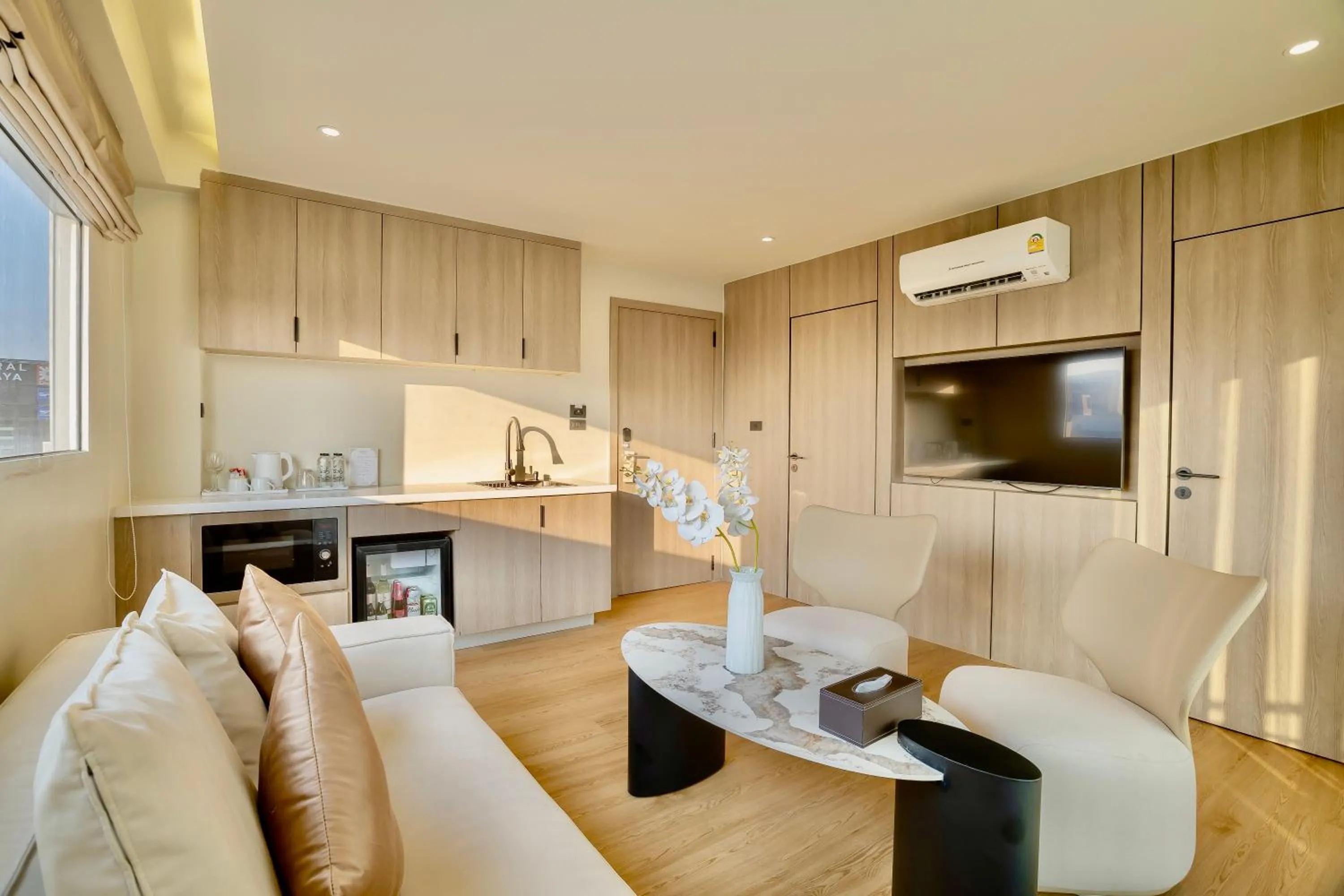 Suite in The One Bay Breeze