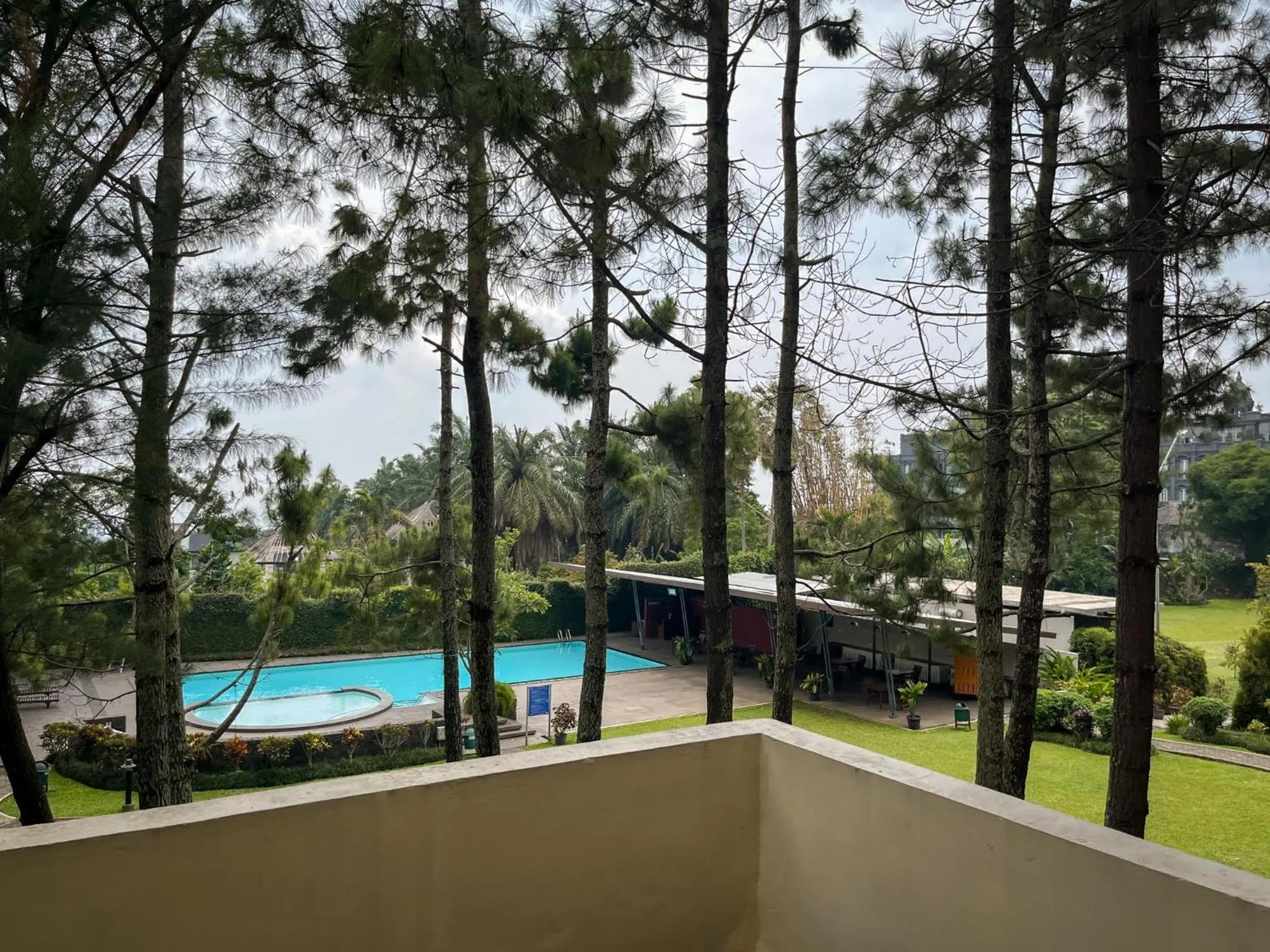 3-Bedroom Family Corner with Balcony in Puri Setiabudhi