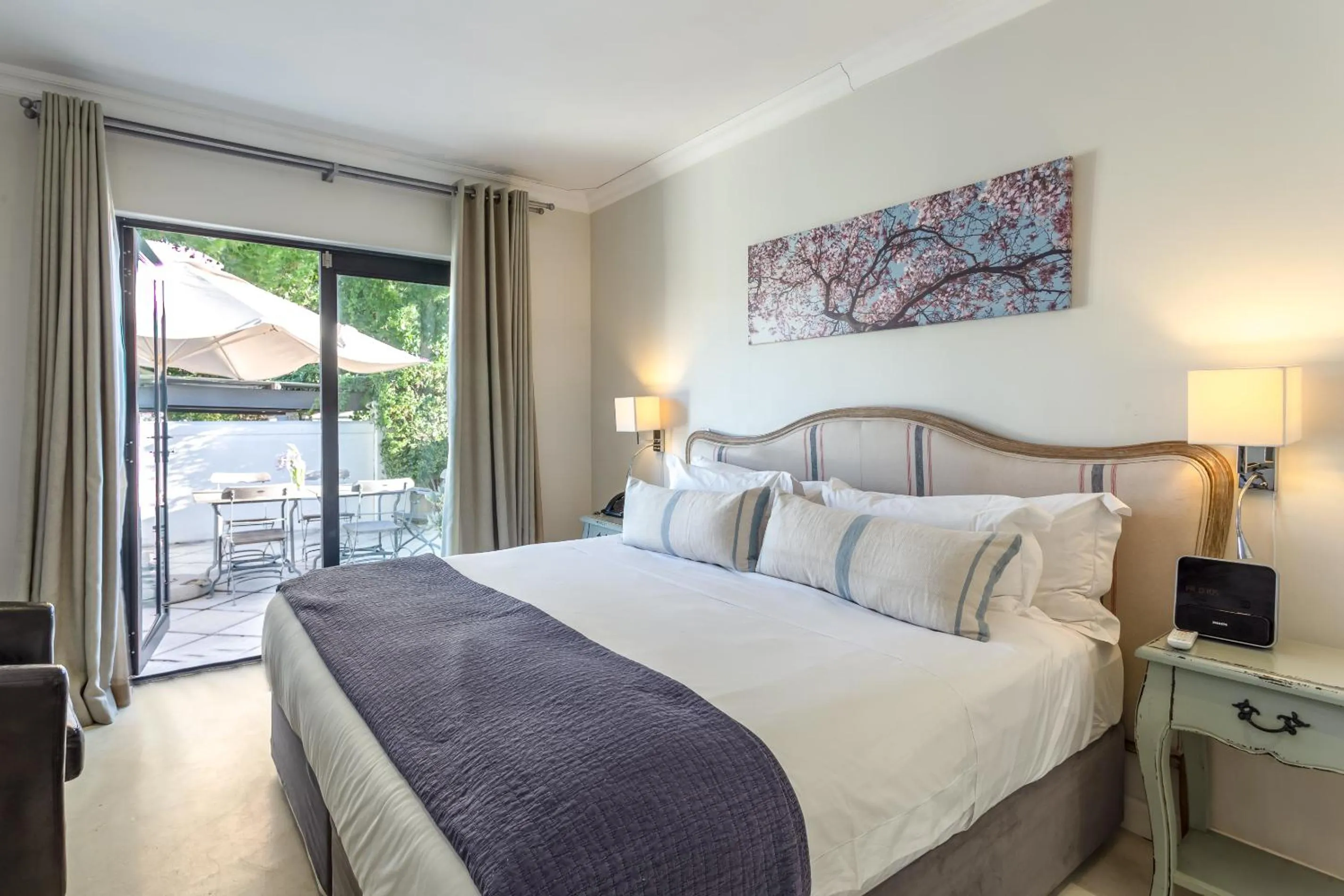 Deluxe Double Room - single occupancy - Downstairs in Wedgeview Country House & Spa