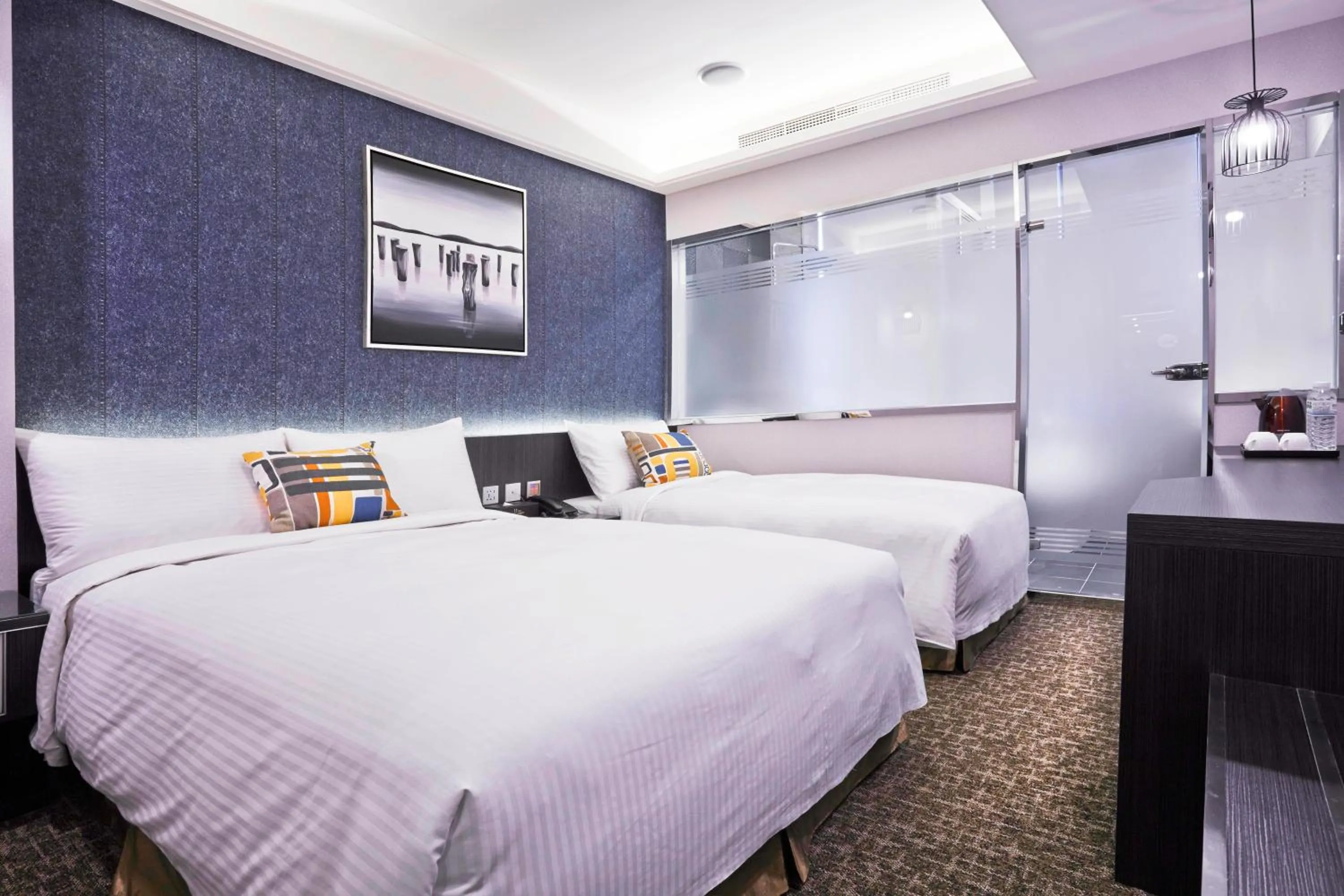 Triple Room in V-one Hotel - Ningxia No. 2 Inn