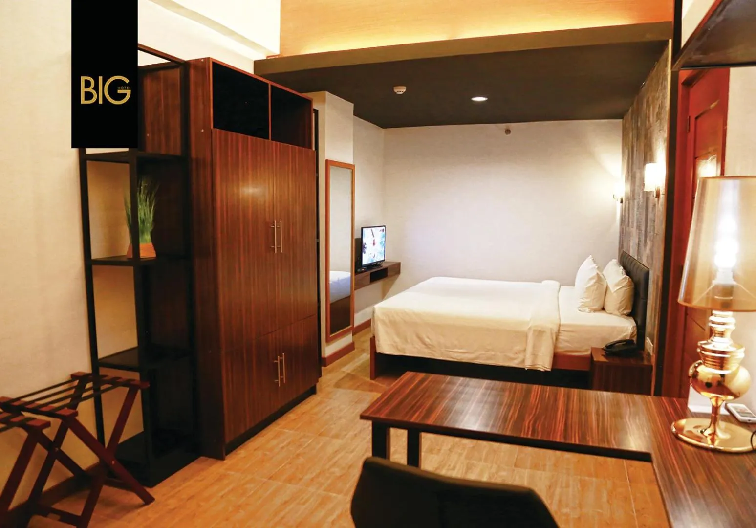 Business Suite in Big Hotel