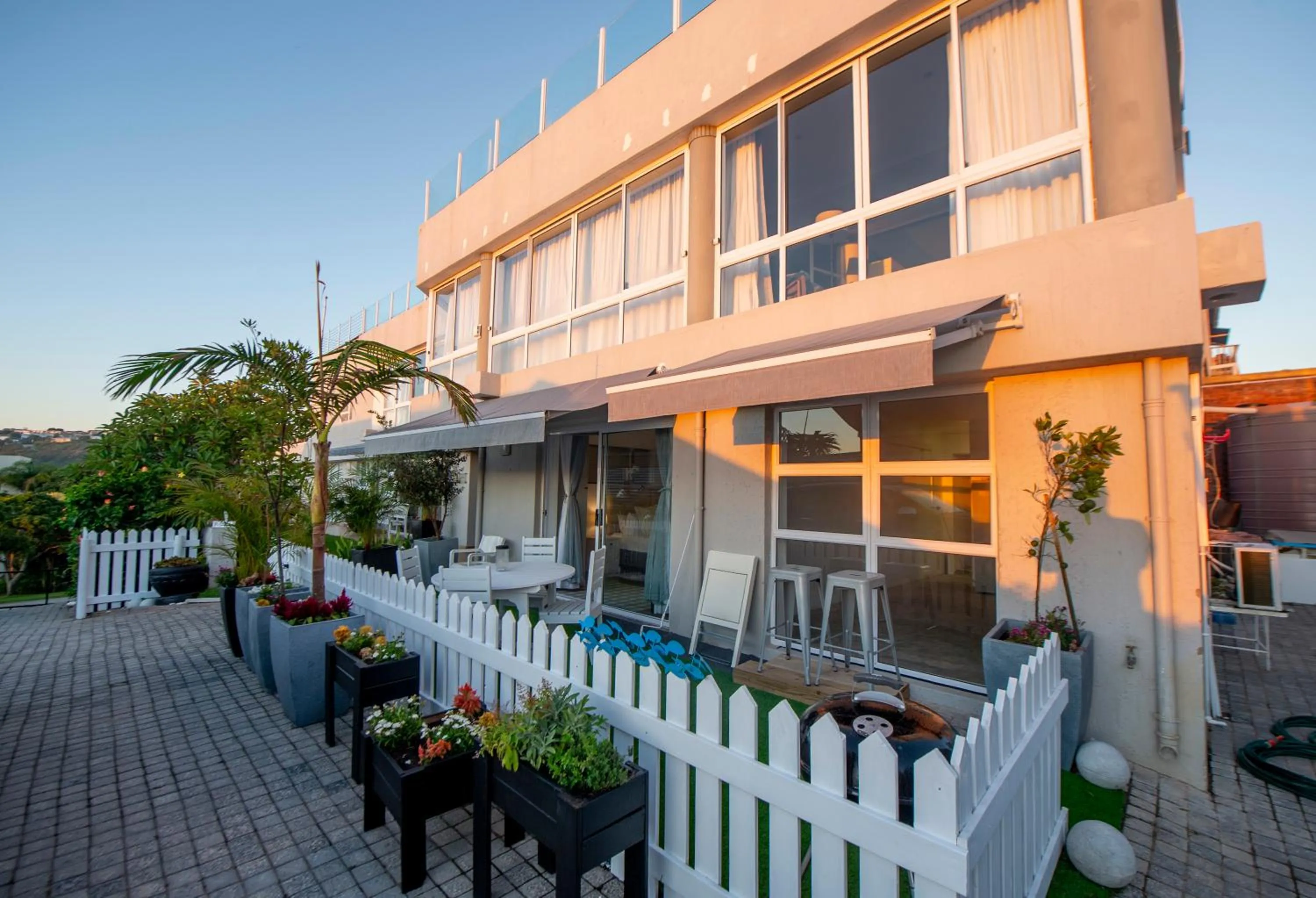 Comfort Triple Room with Shower in Thanda Vista