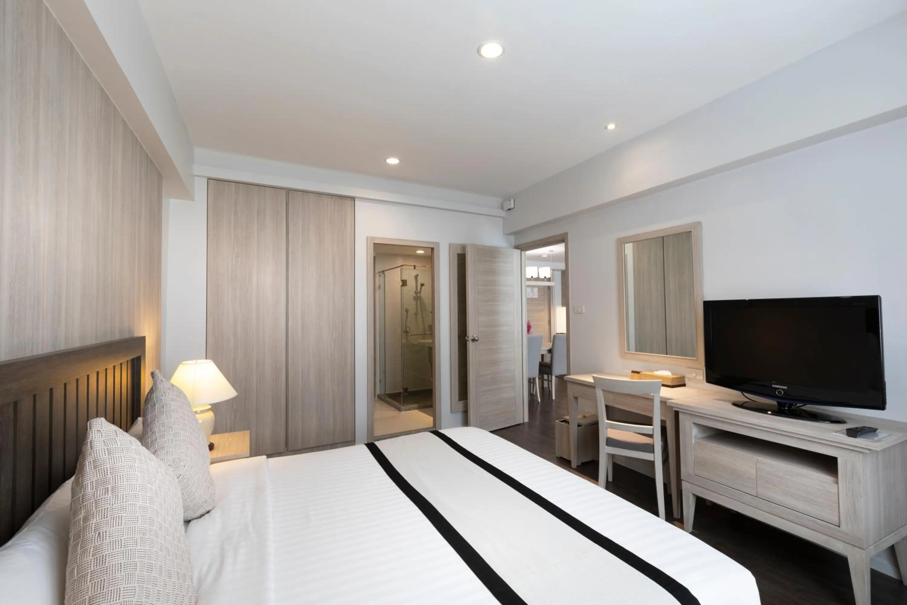 One-Bedroom Suite in Classic Kameo Hotel and Serviced Apartments, Sriracha