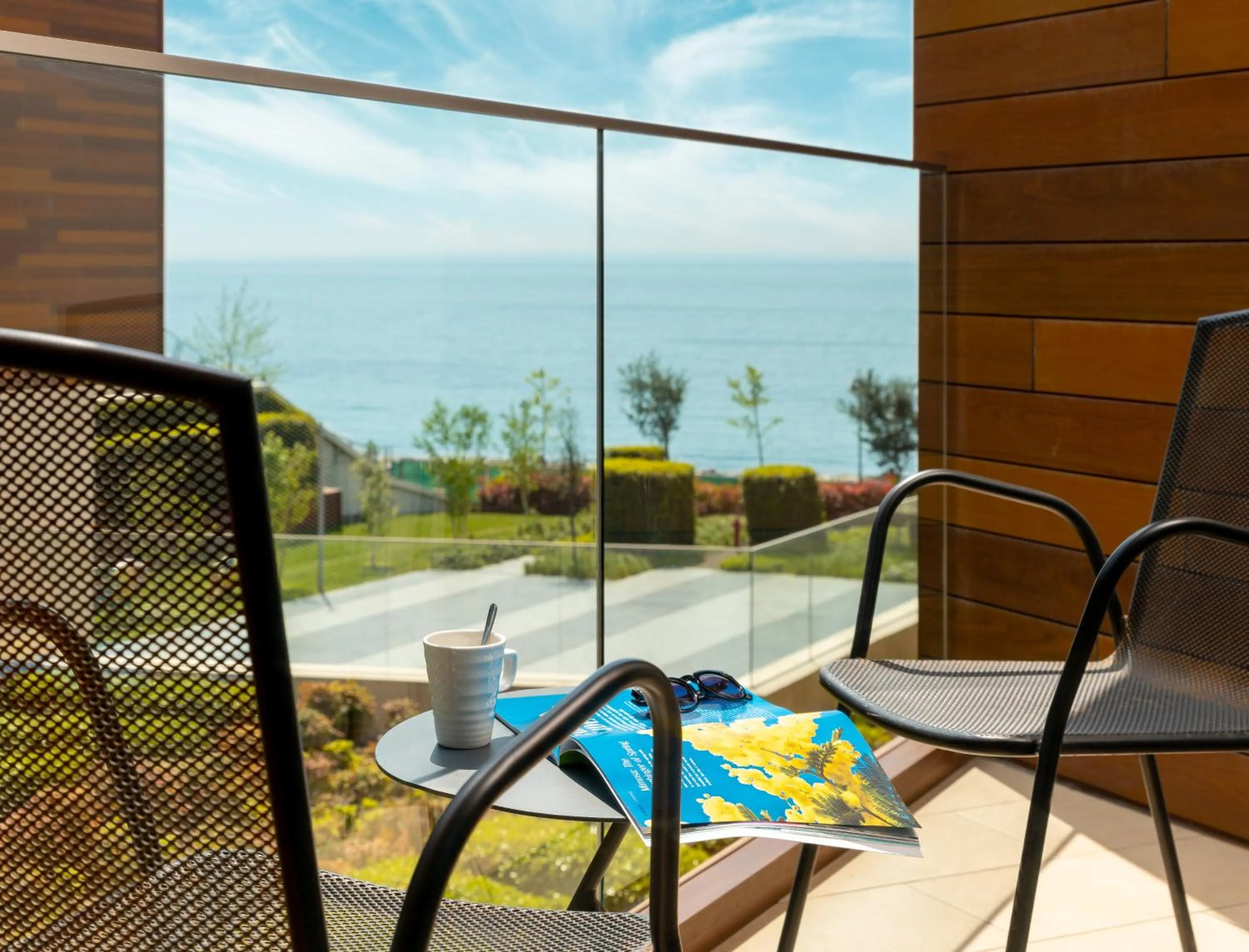 Premium Twin Room with Sofa Bed and Side Sea View in Crowne Plaza Florya Istanbul by IHG