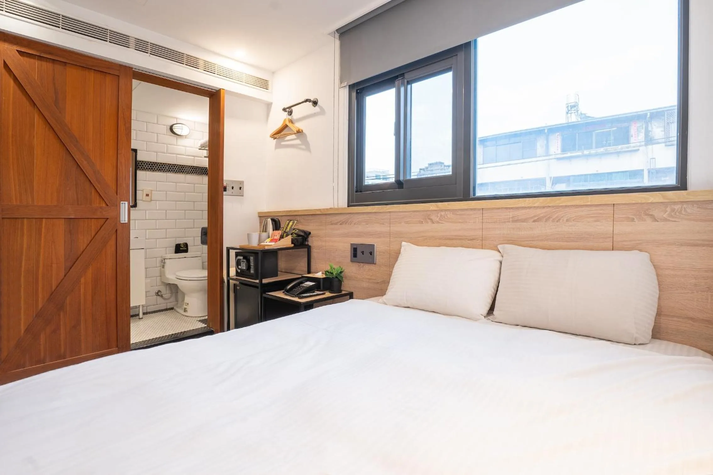 Standard Double Room in CHASE Hotel