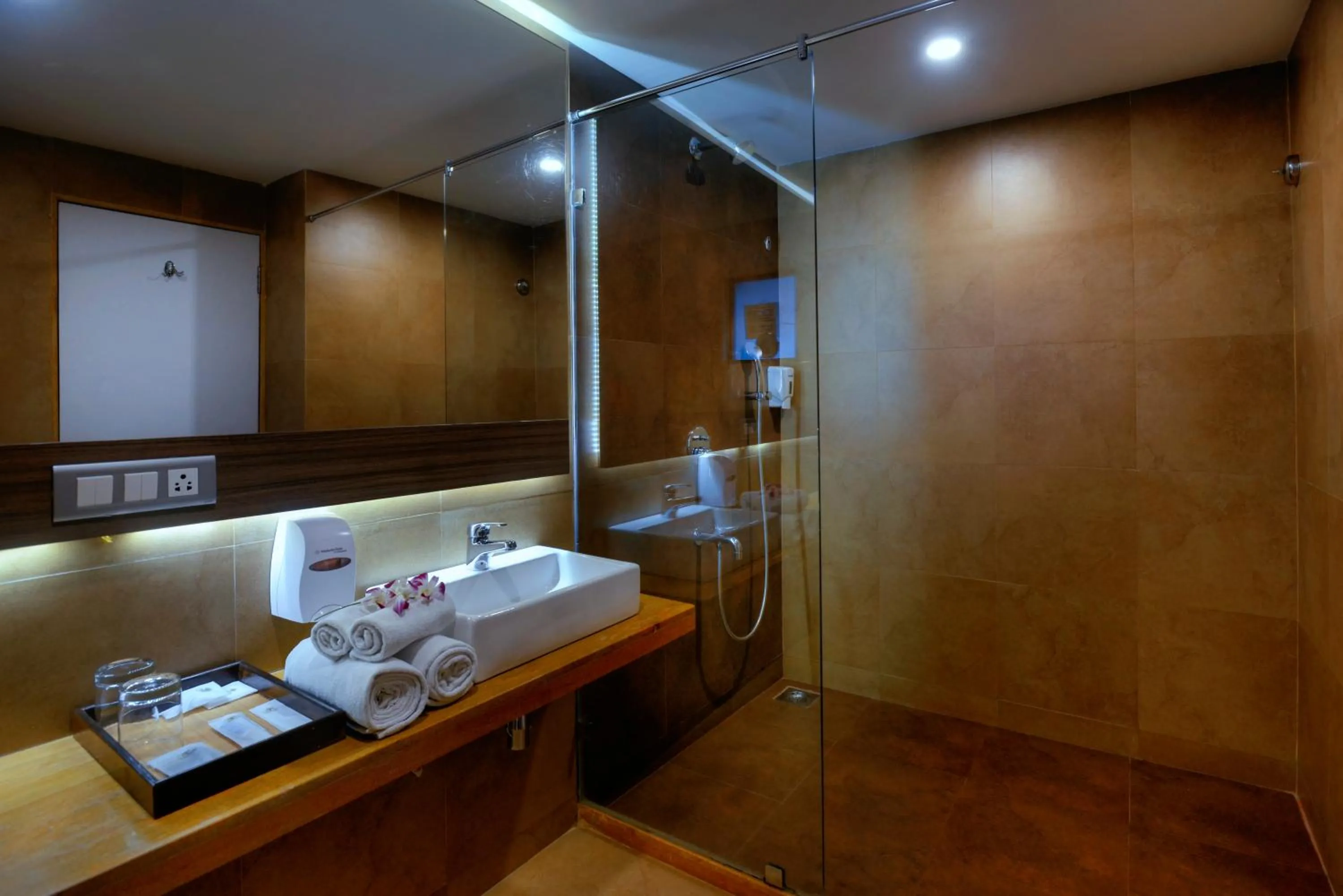 Suite in TreeHouse Neptune