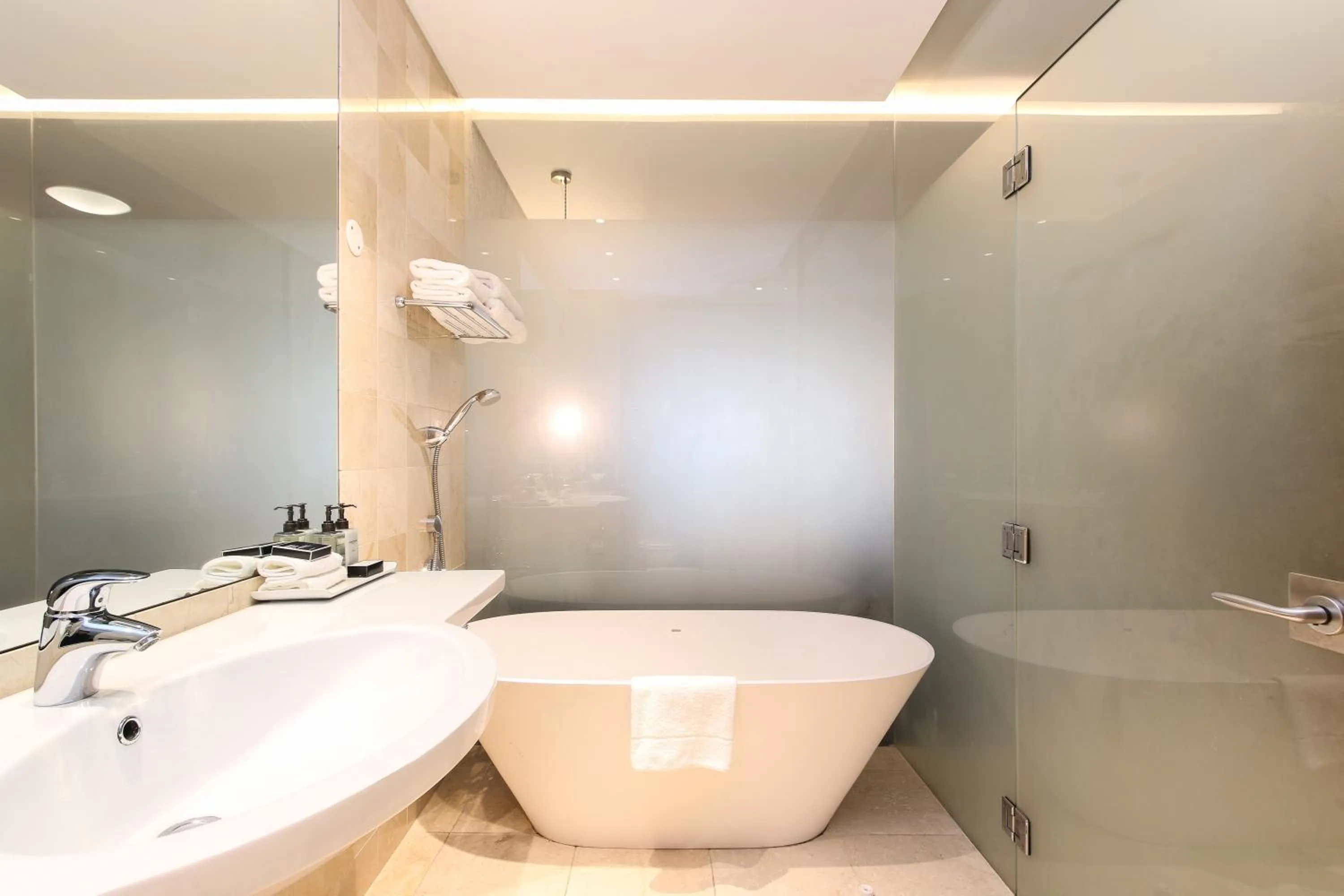 Standard Double or Twin Room - single occupancy in Vineyard Hotel