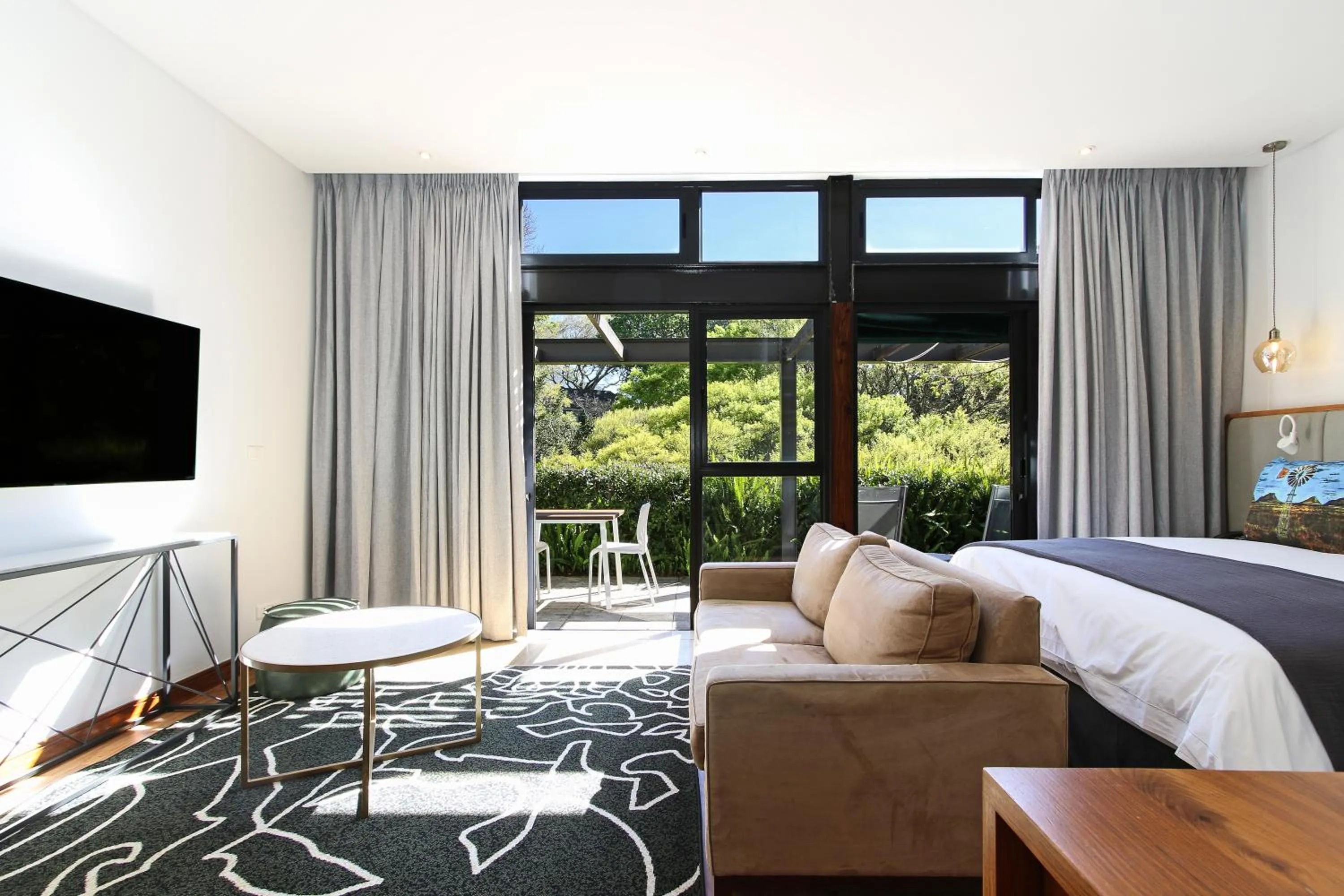 Junior Suite - single occupancy in Vineyard Hotel