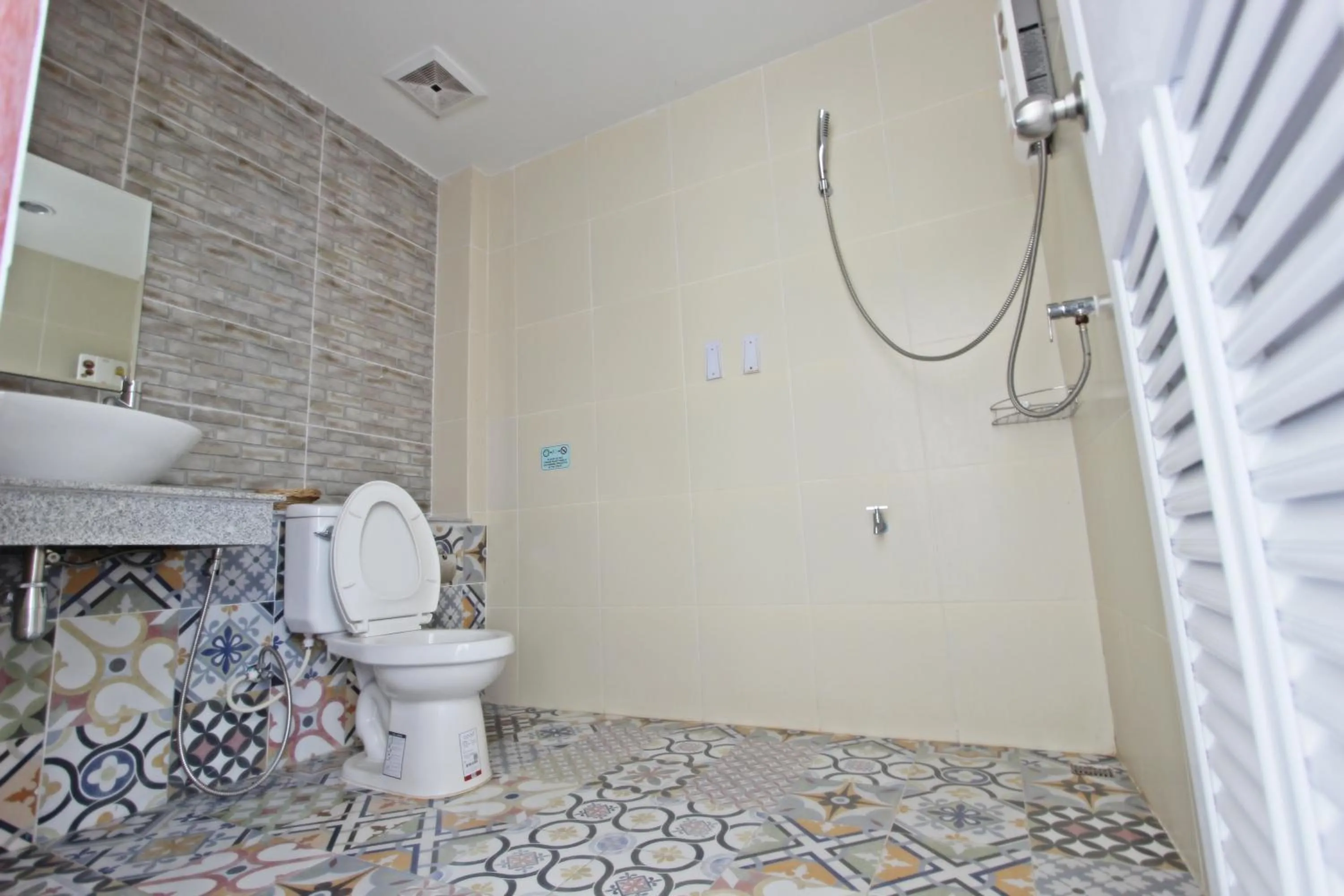 Standard Twin Room in Baan Pordeedin