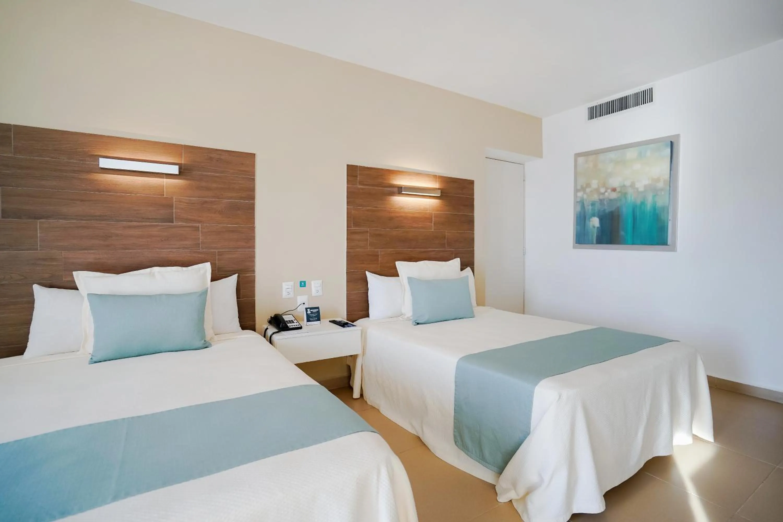 Junior Suite with City View in Pacific Palace Beach Tower Hotel