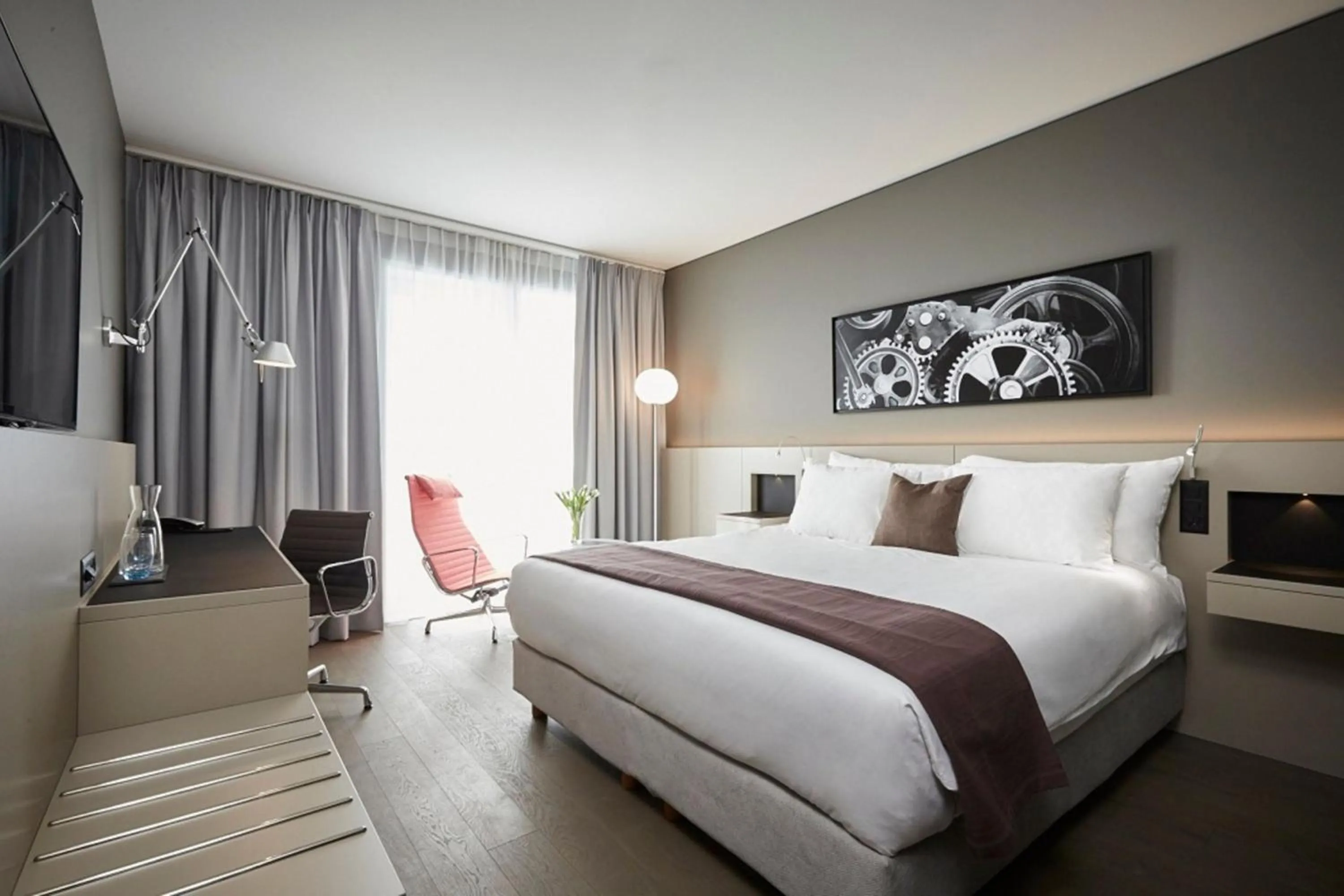 Deluxe King Room with Garden View in Modern Times Hotel, Vevey, A Tribute Portfolio Hotel