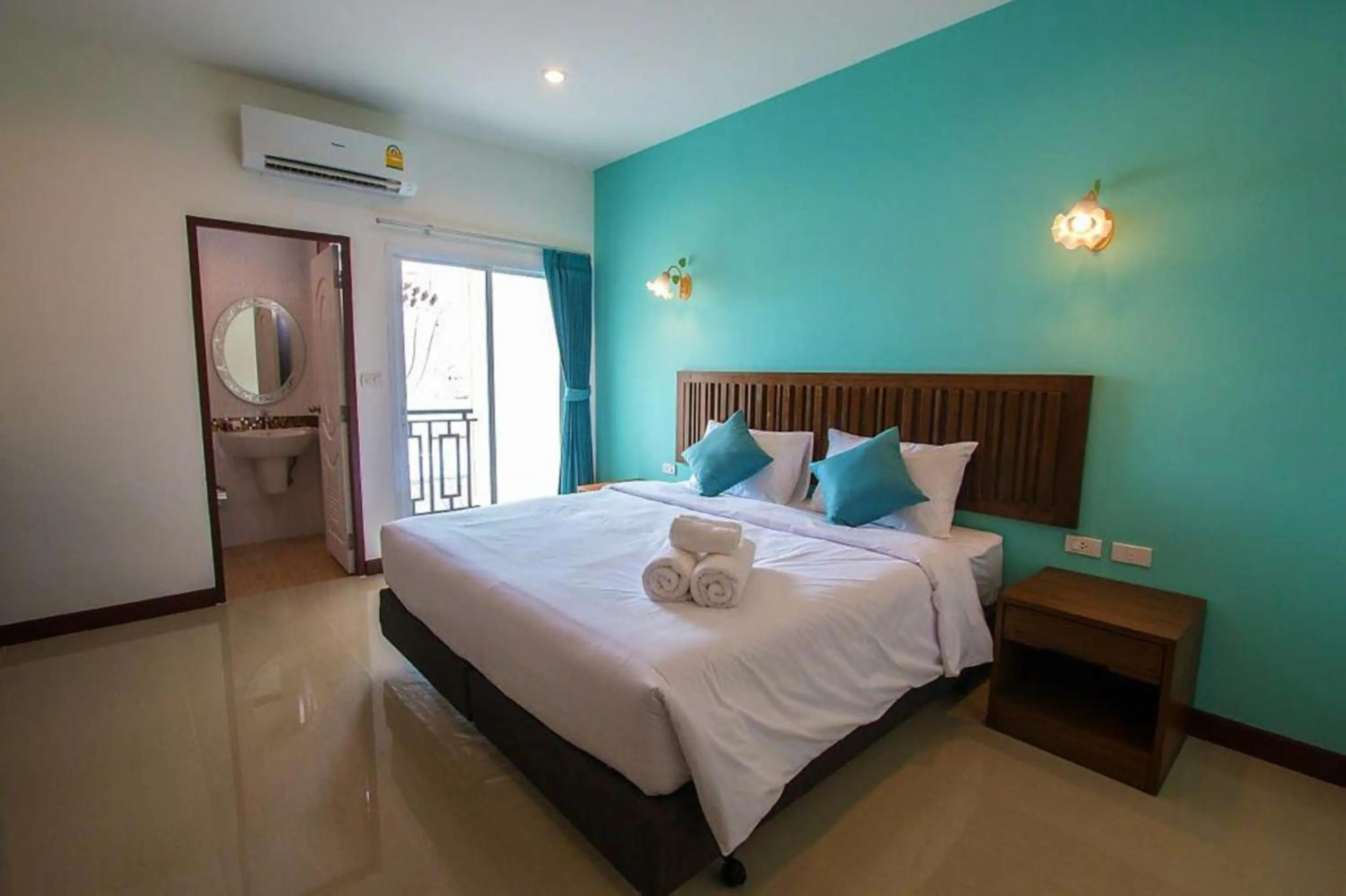 Deluxe Double Room in BS Airport at Phuket