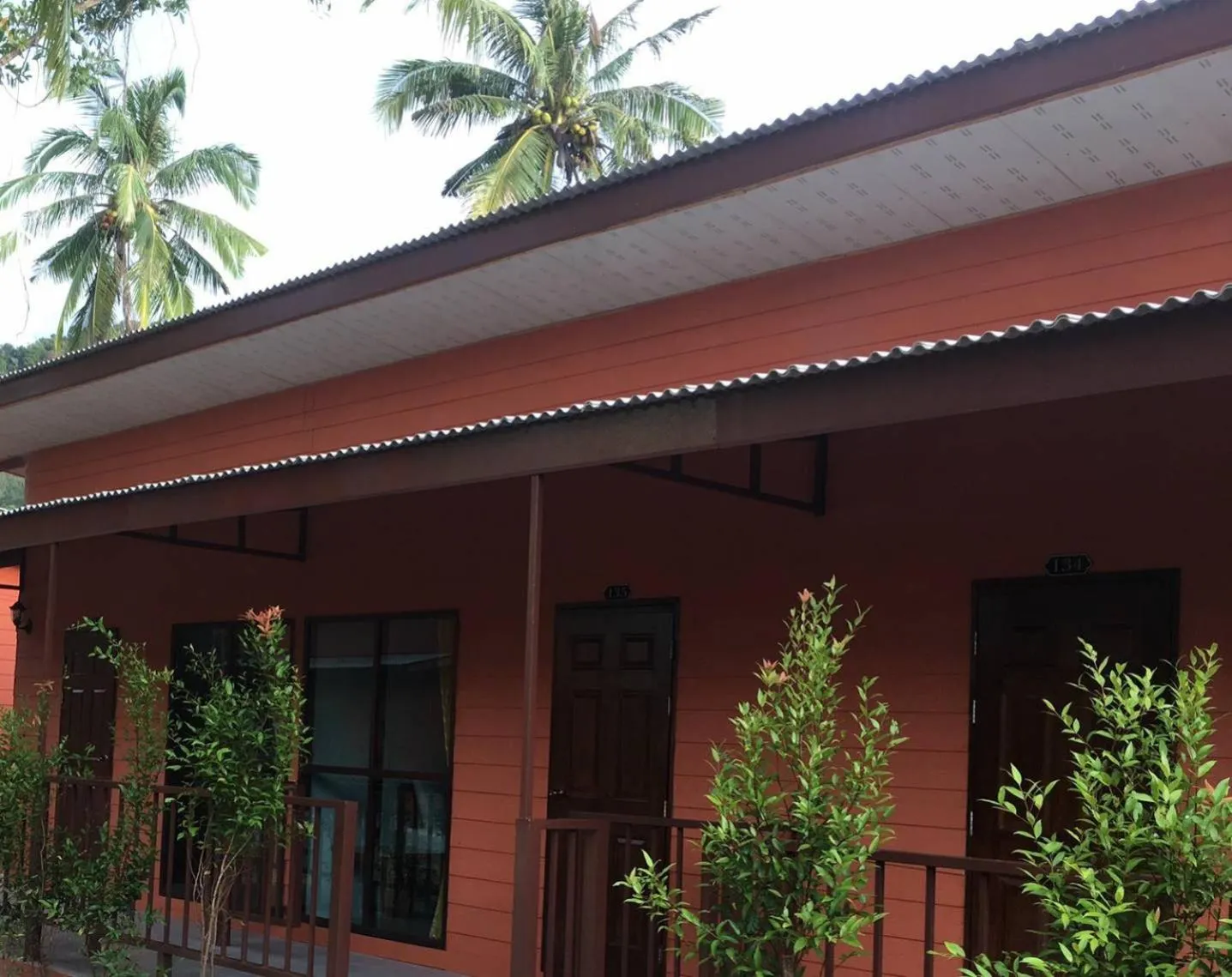 Superior Double or Twin Room with Balcony in Lanta Cottage - SHA Plus