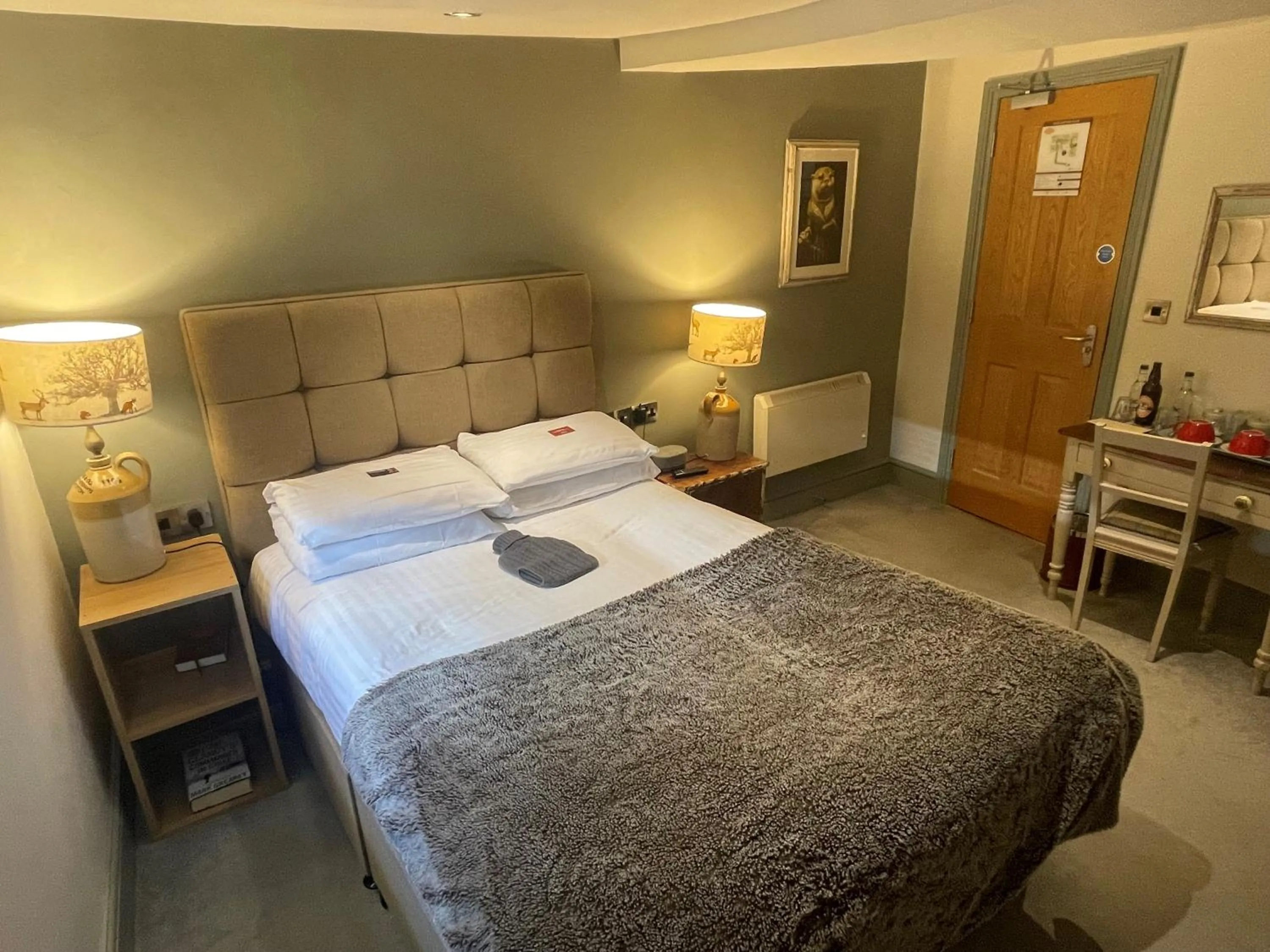 Standard Double Room in The Fox