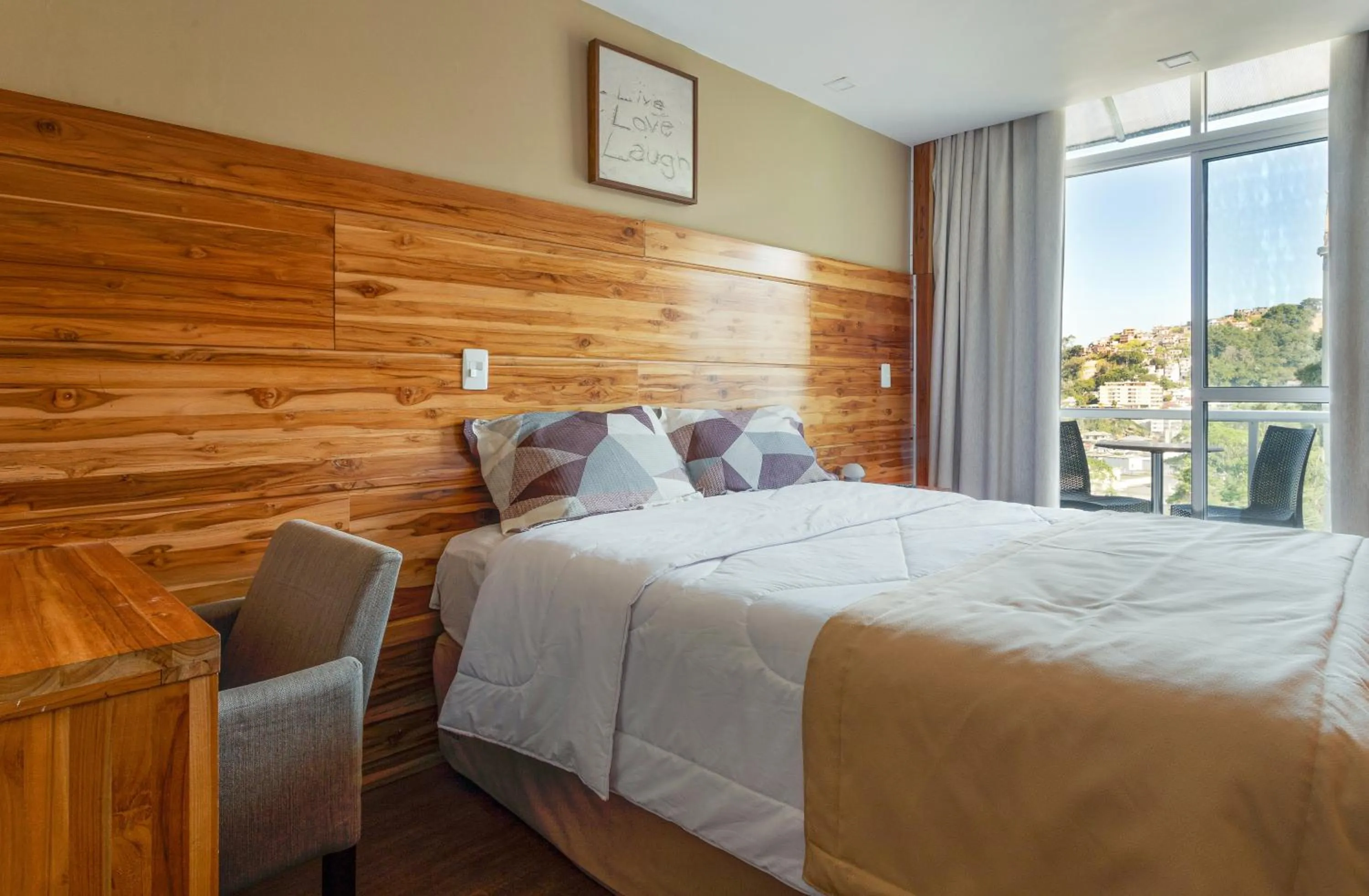 Executive Room with Balcony in Hotel Petropolis Inn