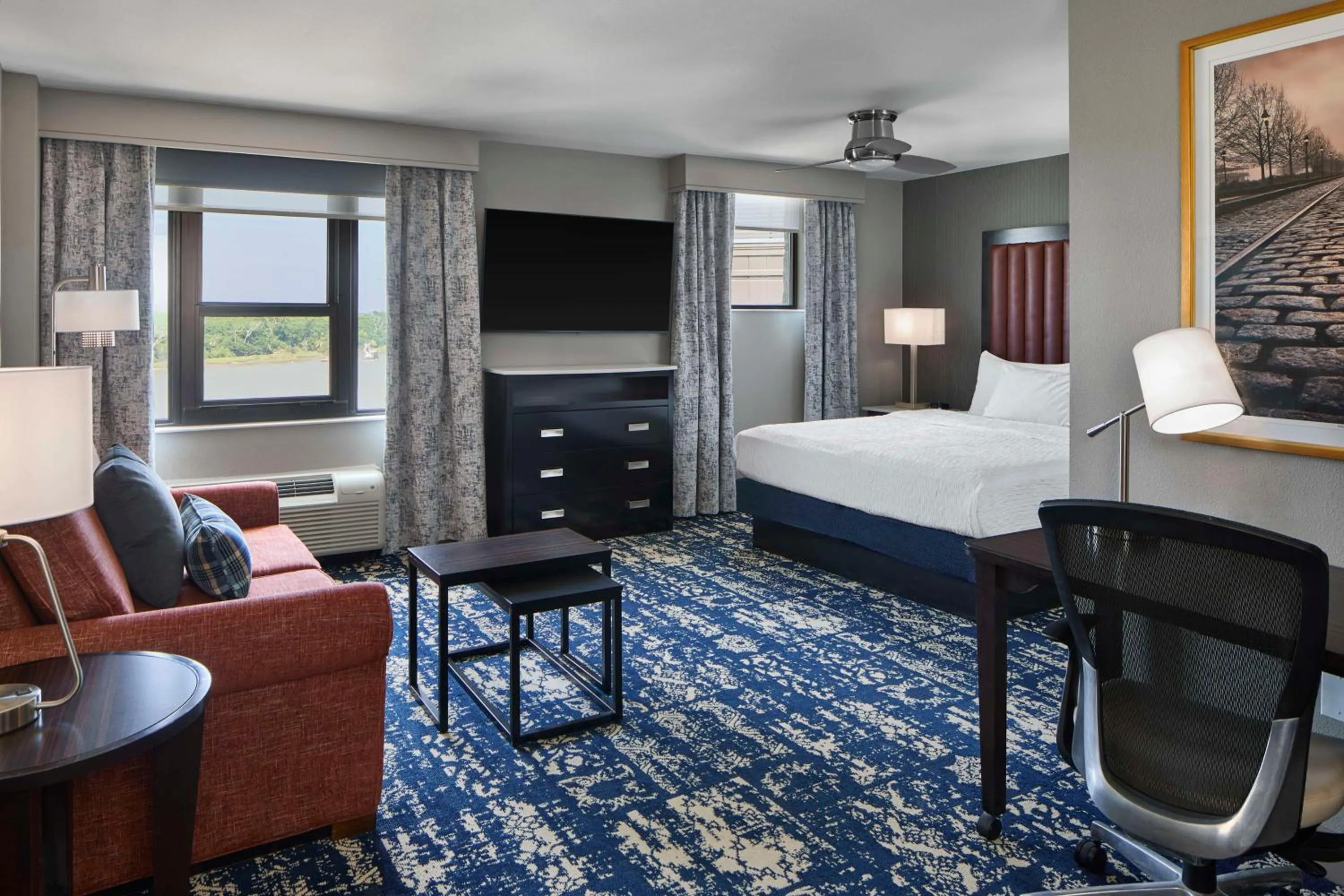 King Studio with River View in Homewood Suites Savannah Historic District/Riverfront