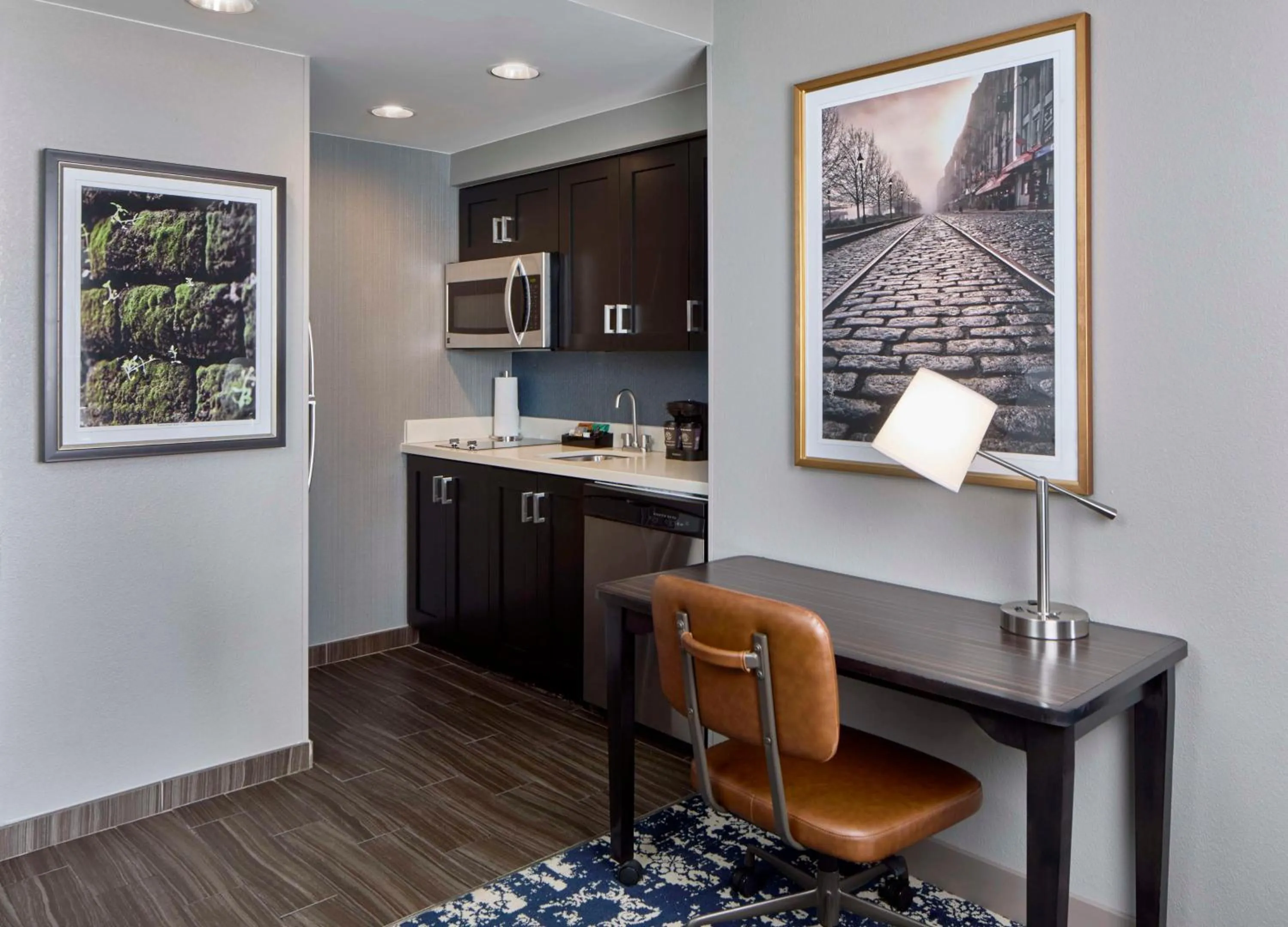 Queen Suite with Two Queen Beds with Courtyard View in Homewood Suites Savannah Historic District/Riverfront