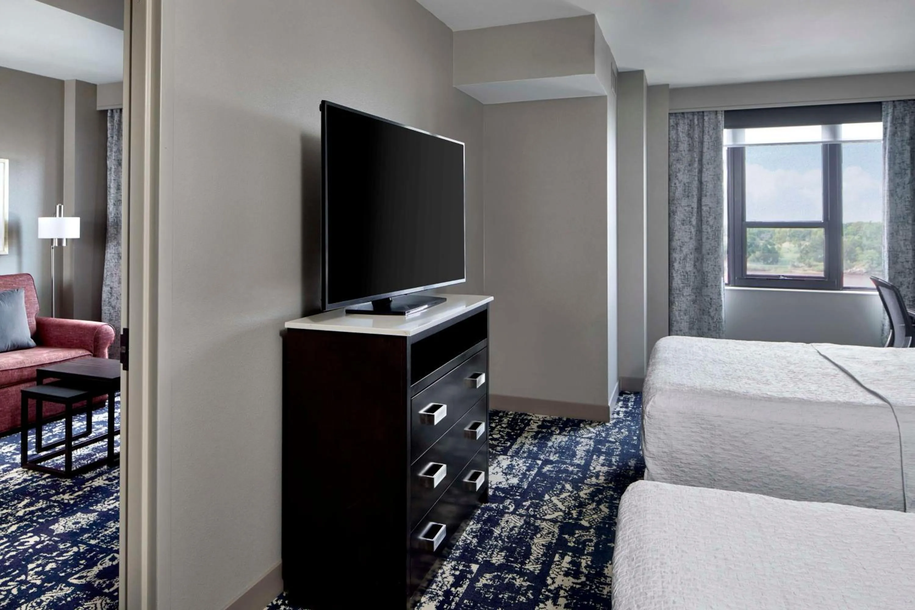 Queen Suite with Two Queen Beds with River View in Homewood Suites Savannah Historic District/Riverfront