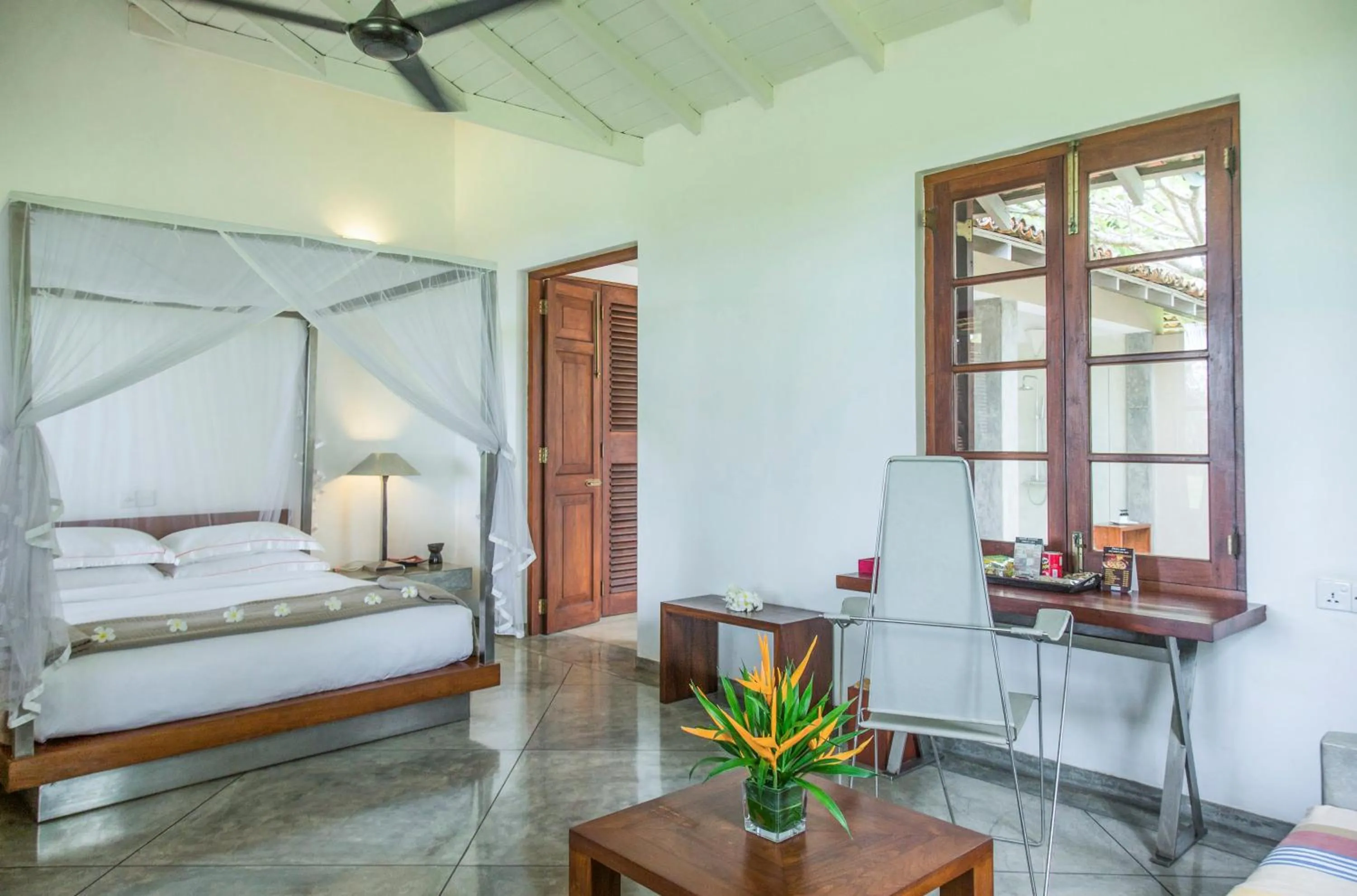 Suite with Terrace in The Frangipani Tree by Edwards Collection - Thalpe