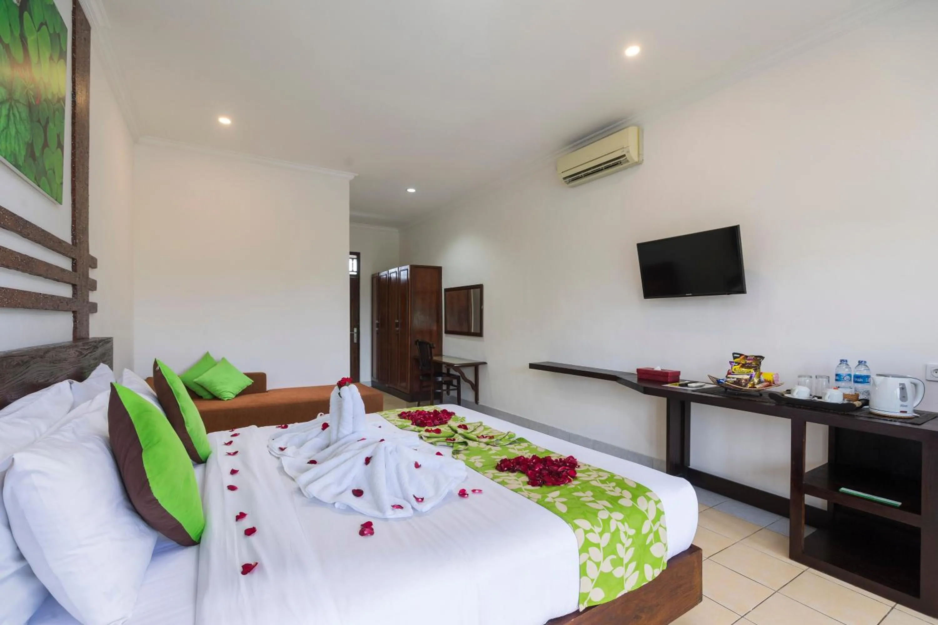 Deluxe Double Room in Bali Wirasana Inn