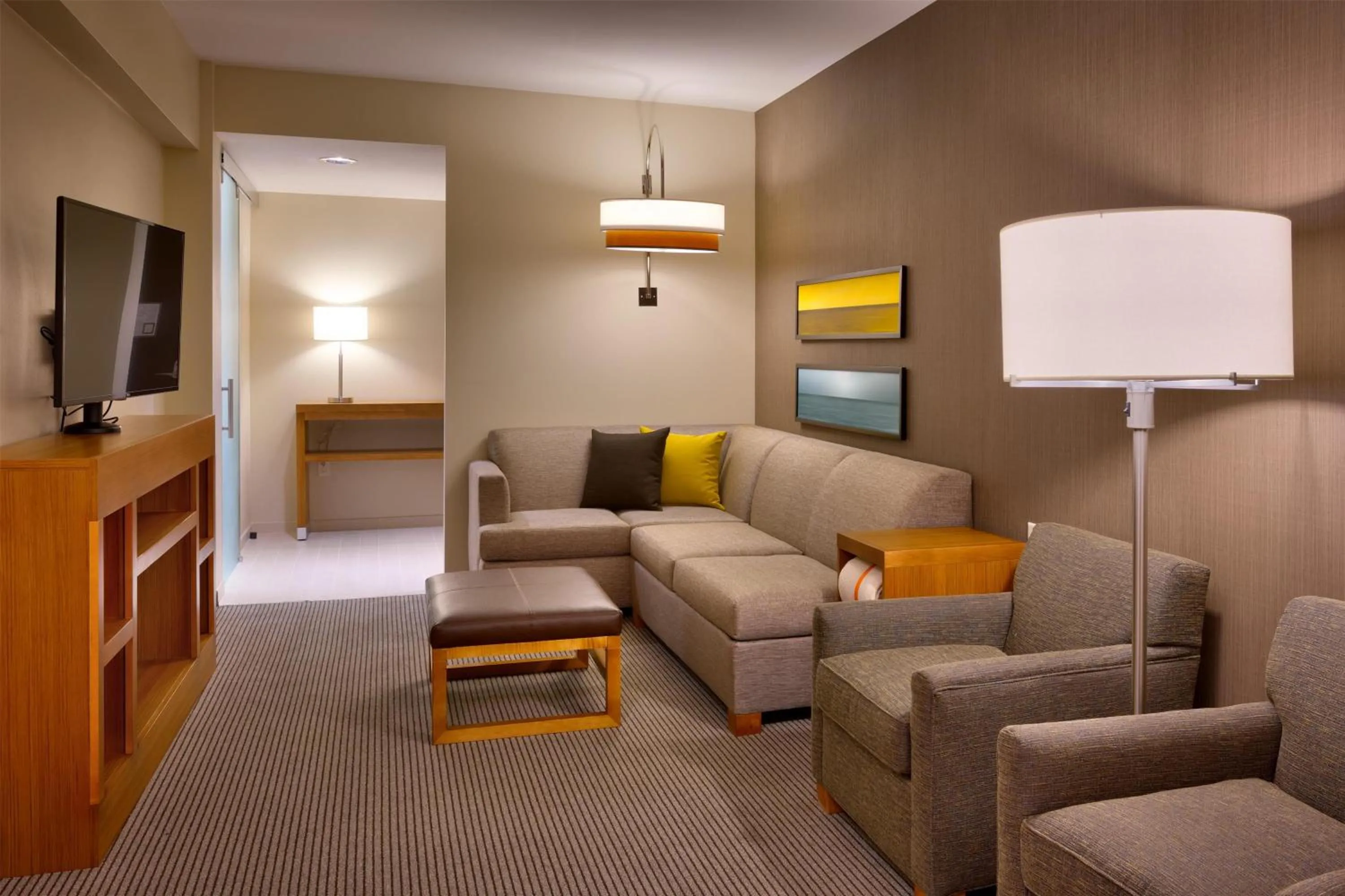 King Suite with Sofa Bed and Roll-In Shower - Disability Access in Hyatt Place Park City