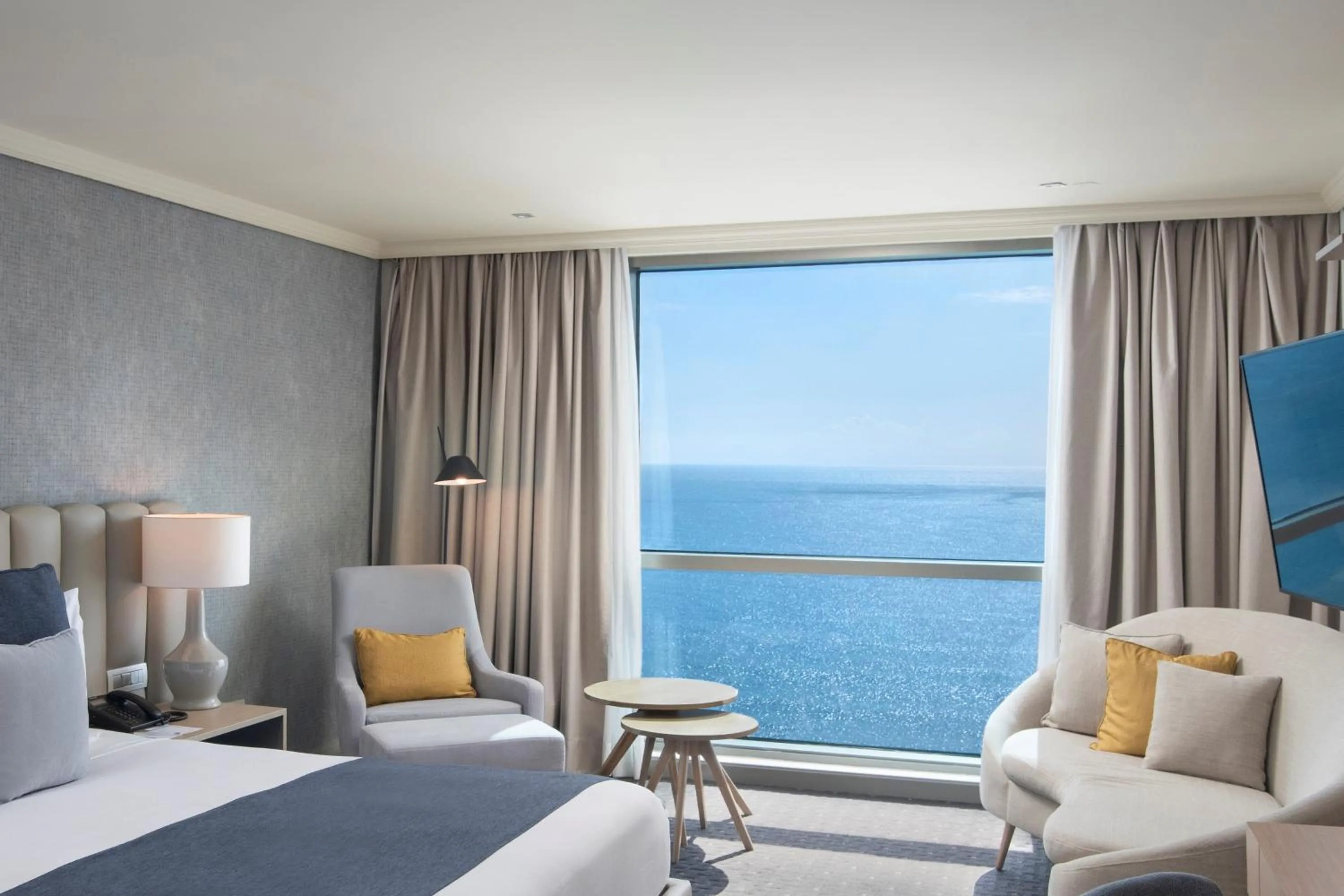 Premium Ocean Front in Catalonia Santo Domingo