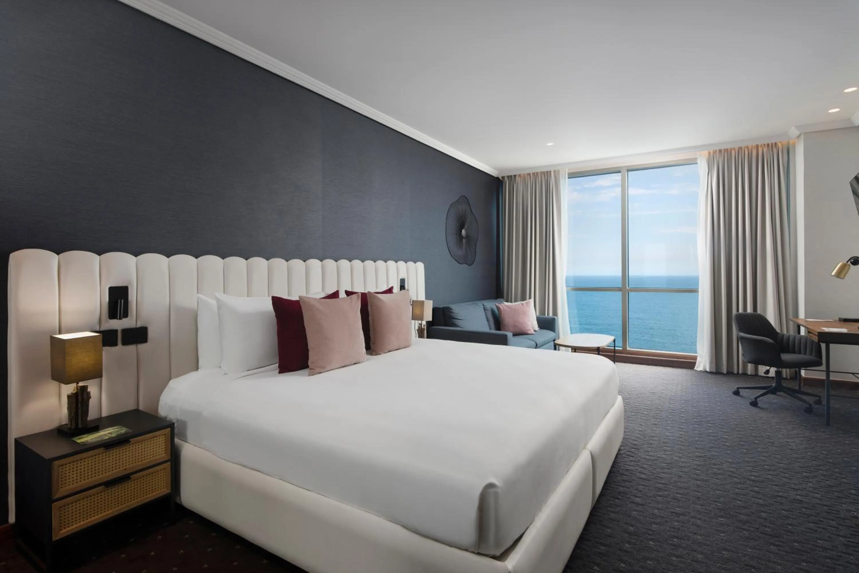 Presidential Suite Ocean Front  in Catalonia Santo Domingo