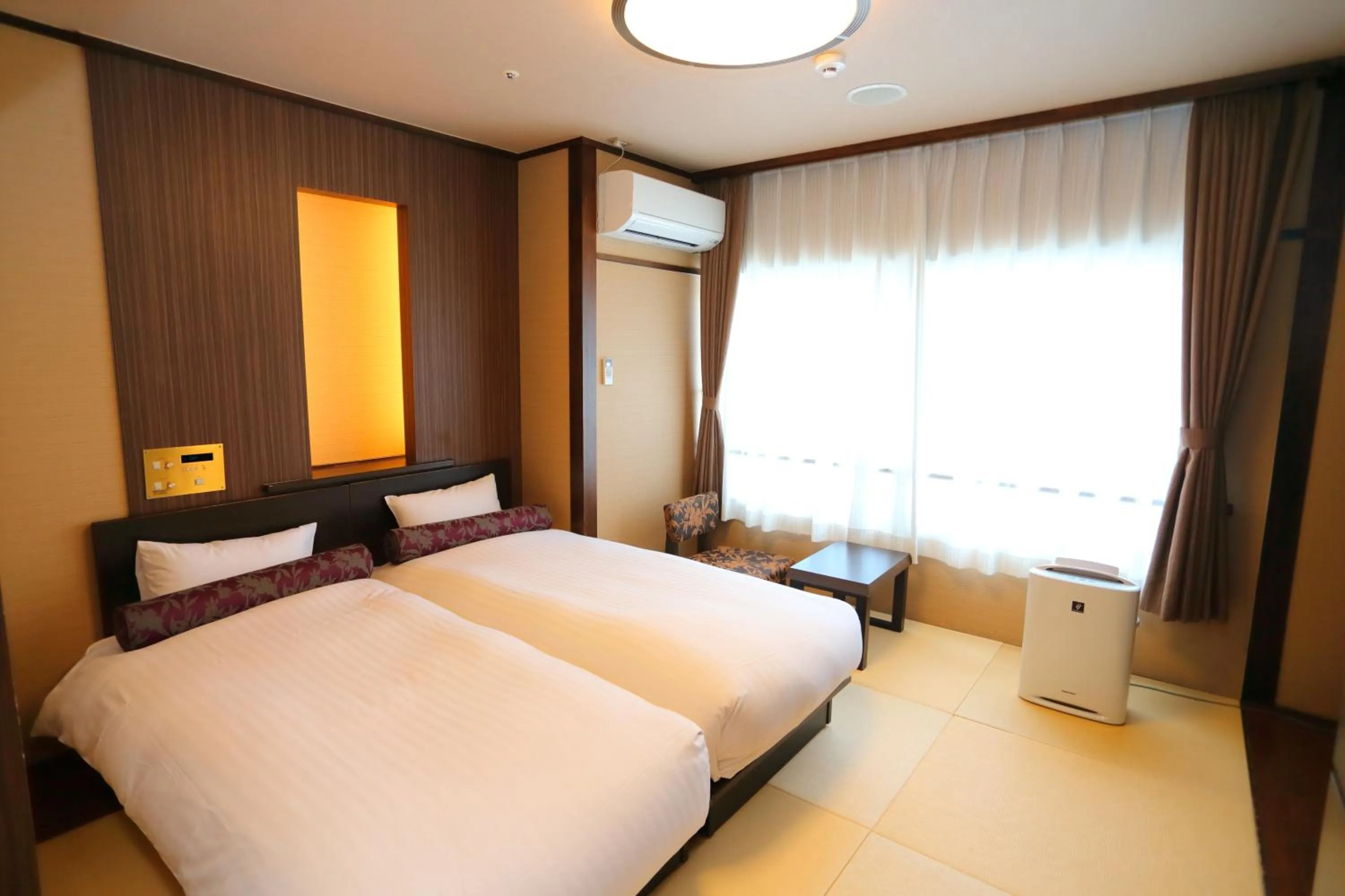 Economy Twin Room in Hotel Amandi