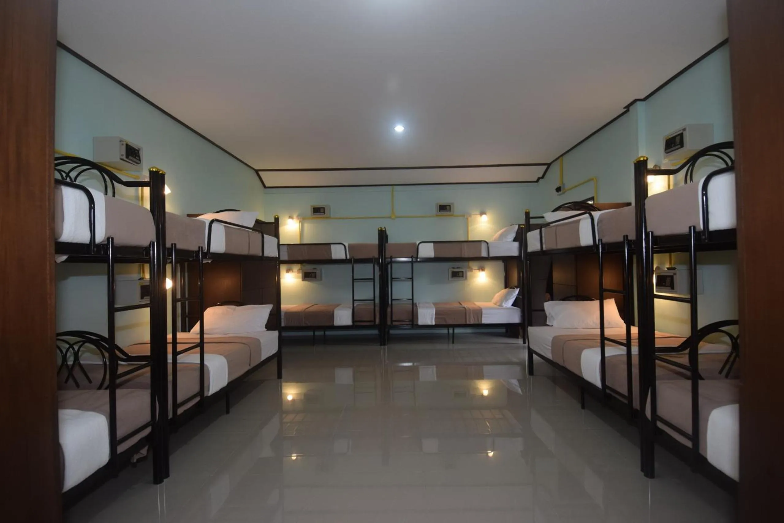 Bunk Bed in Mixed Dormitory Room in Lanta Long Beach Hostel