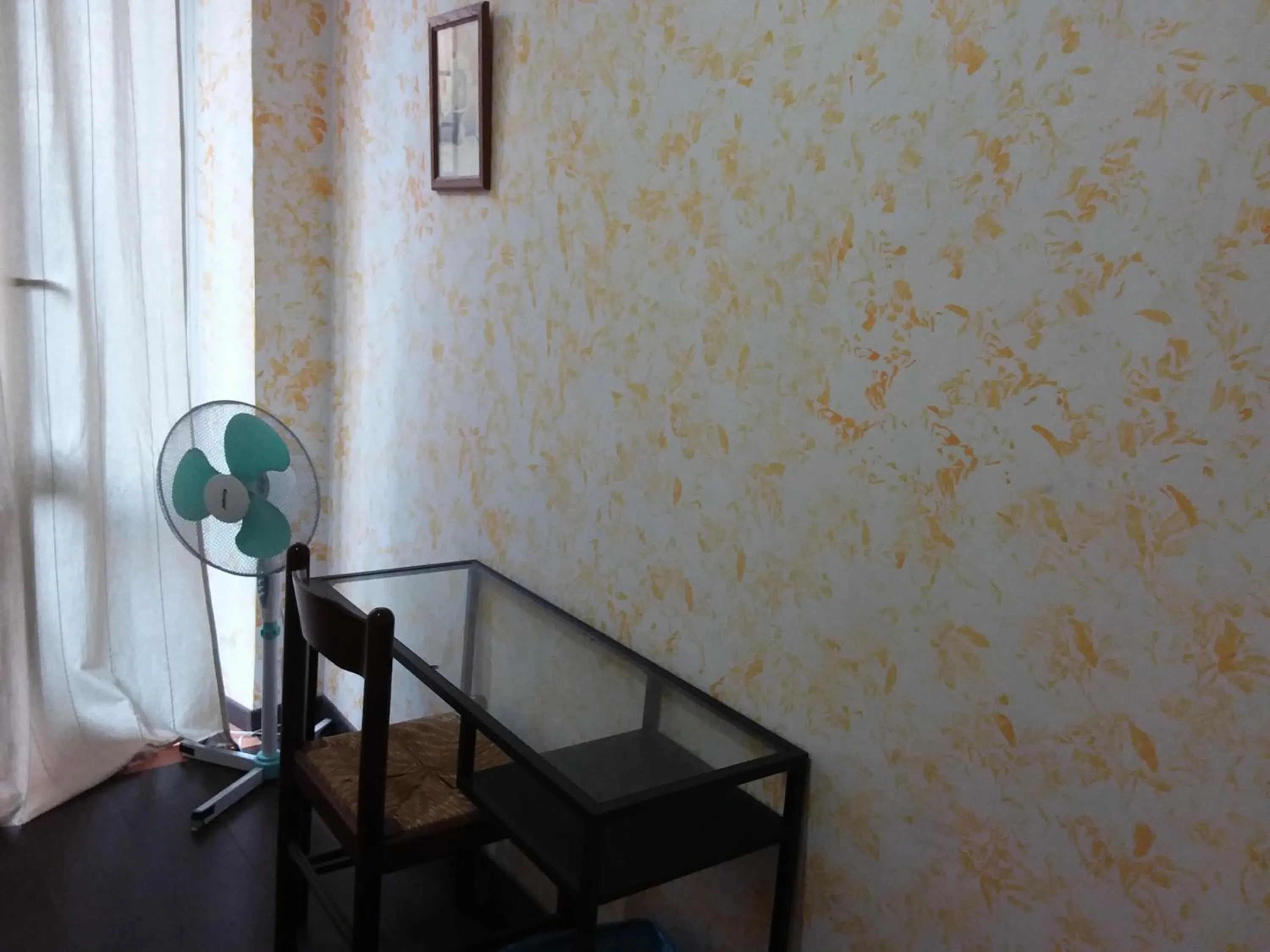 Basic Triple Room with Shared Bathroom in Residenza Laterano