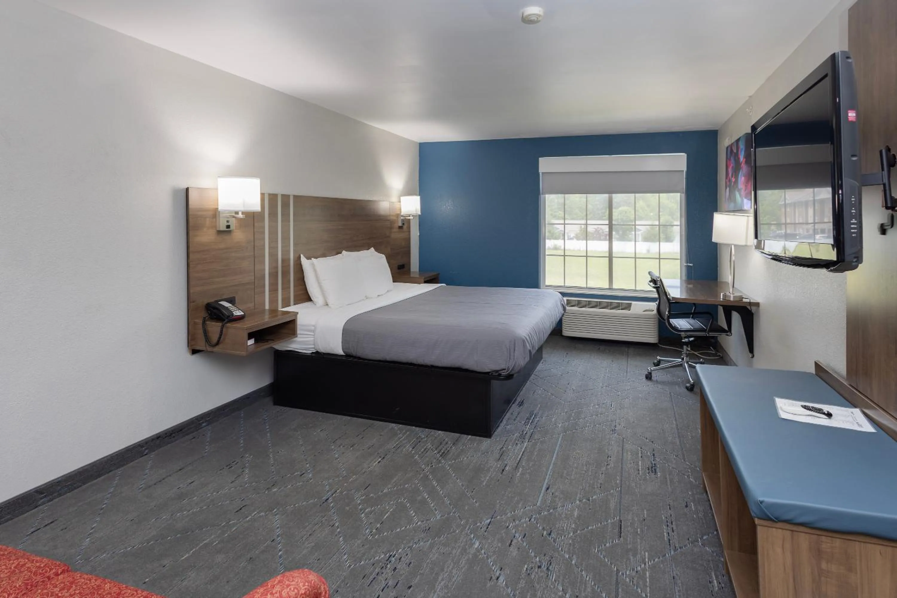 Standard King Room in Countryside Inn and Suites