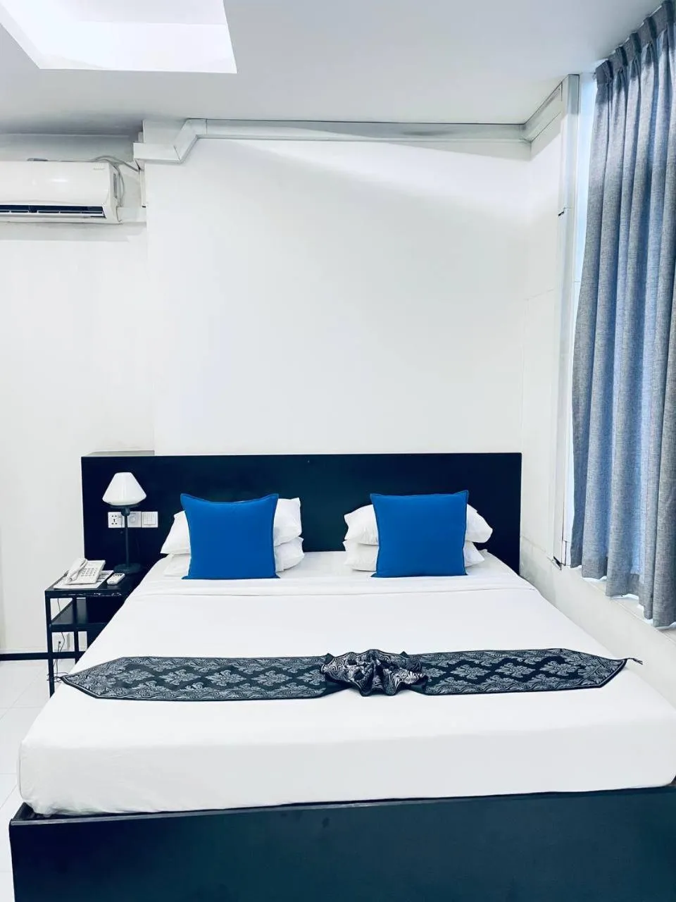 Superior King Room in YAMA HOTEL & ROOFTOP BAR