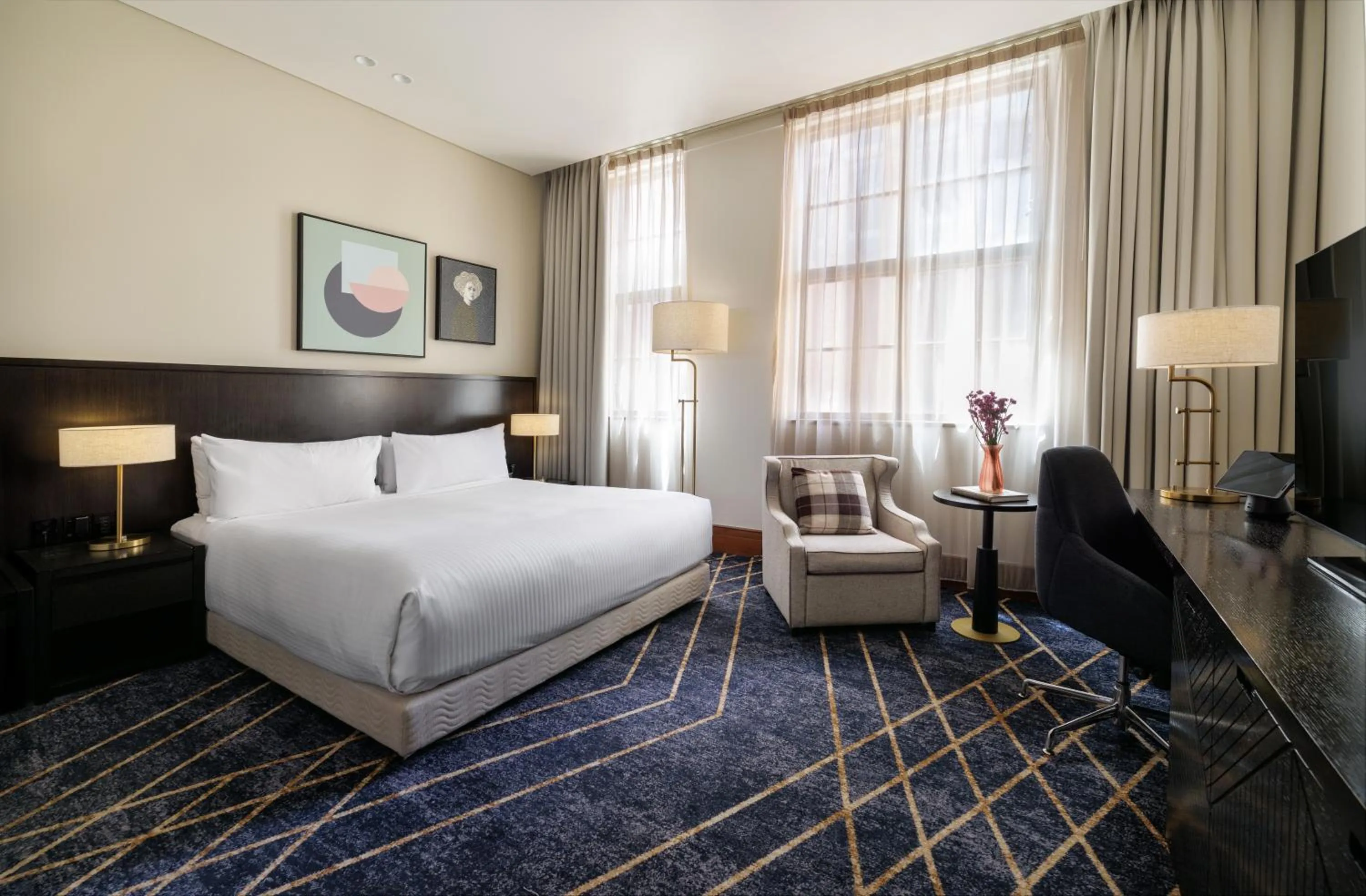 Essential King Room in Kimpton Margot Sydney by IHG