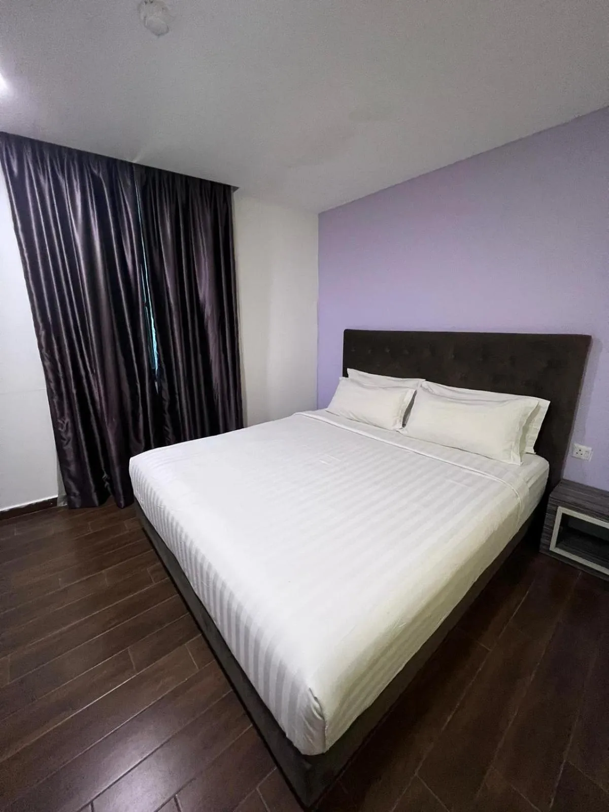 Deluxe Queen Room in Elmark Hotel Johor