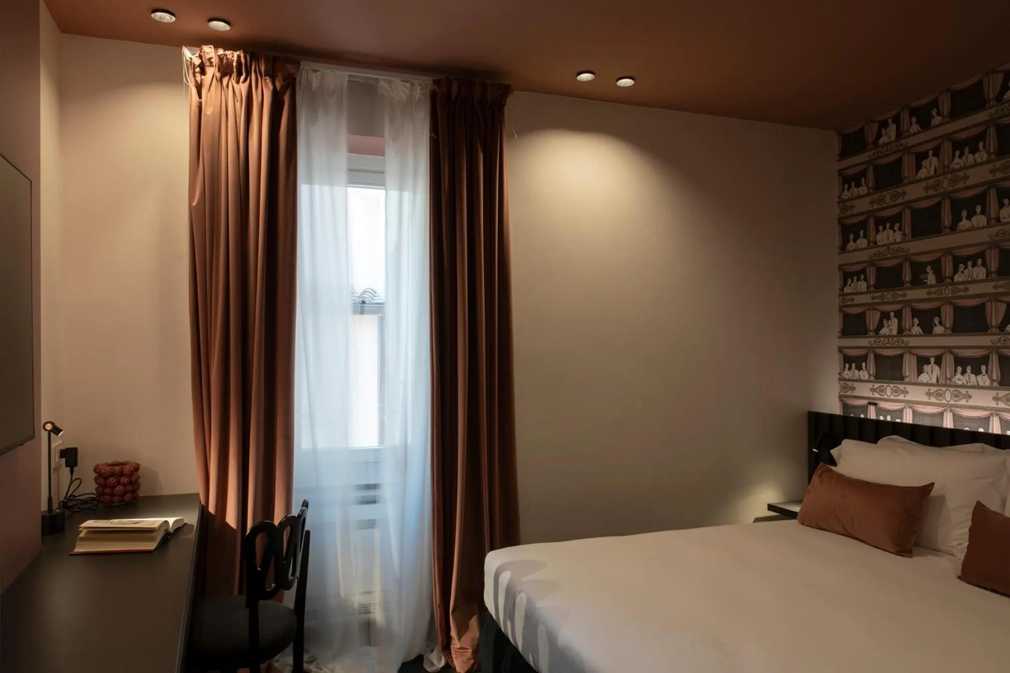 Deluxe Queen Room in Colonna Suite Del Corso
