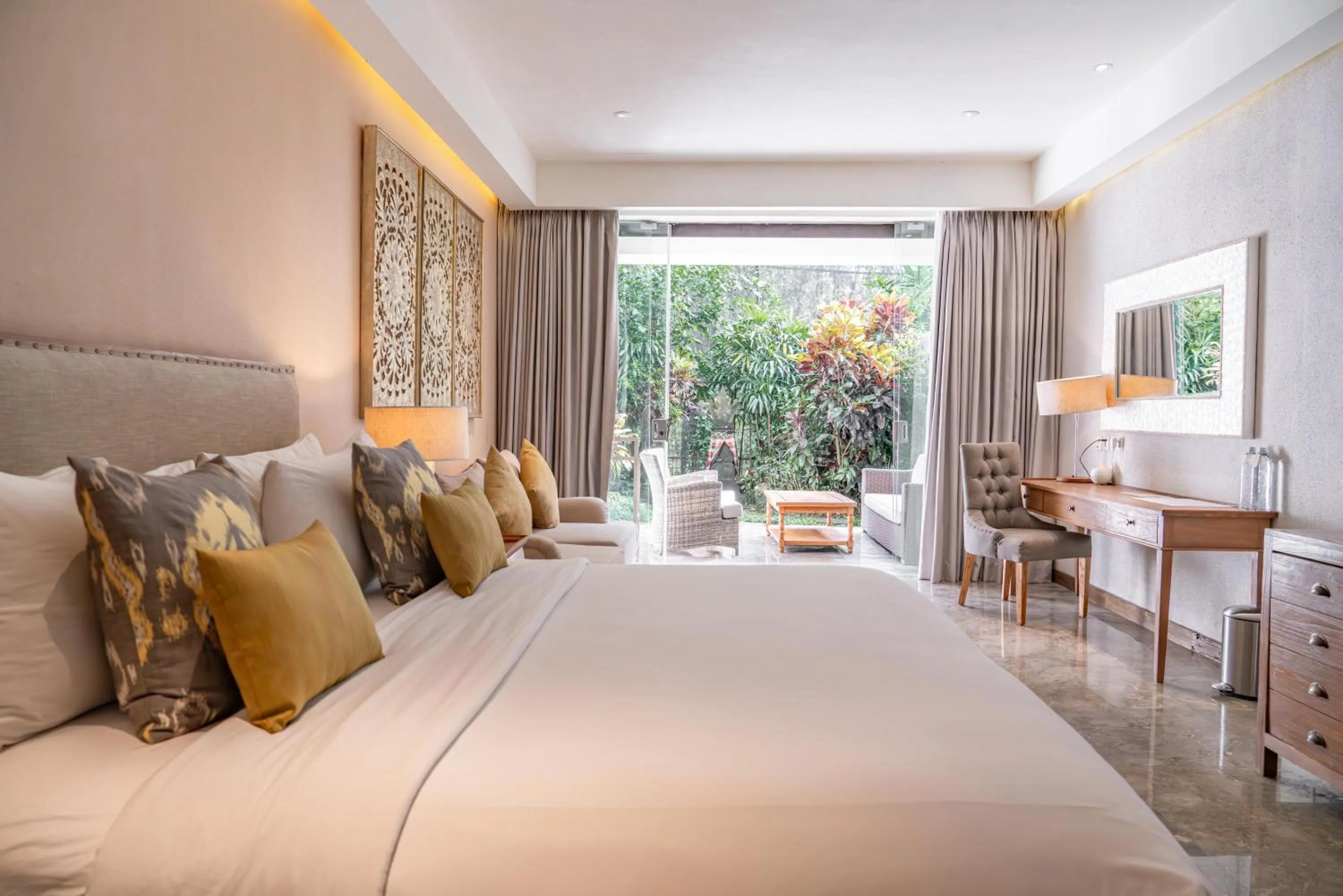 Deluxe Suite in Goya Boutique Resort