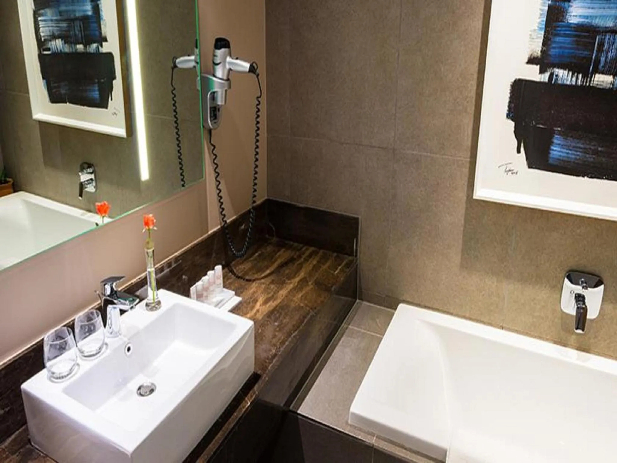 Business Class Room in Hotel 2 Fevrier, Lomé