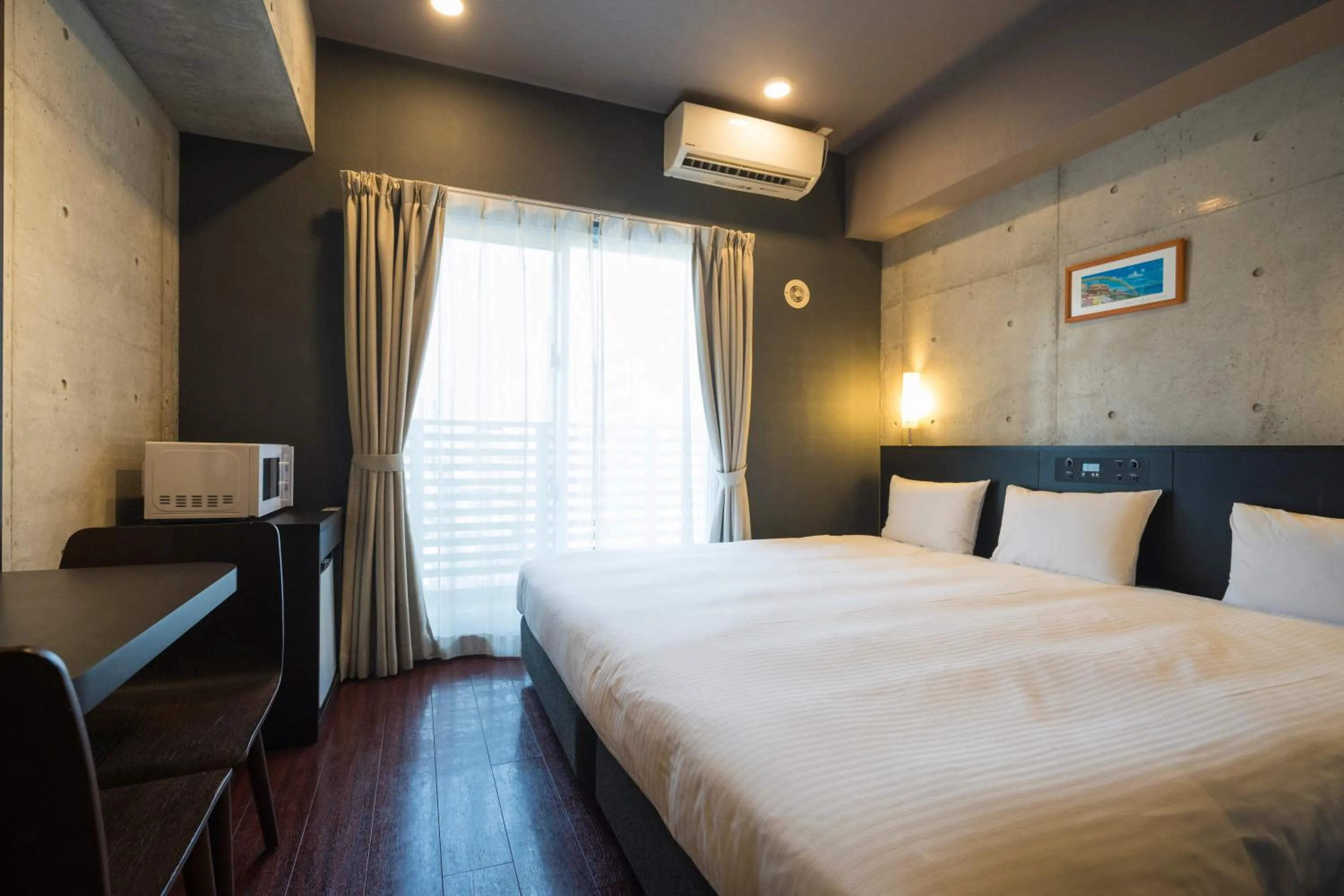 King Room - New Building - Non-Smoking -Infants not accepted in NAHA-WEST INN