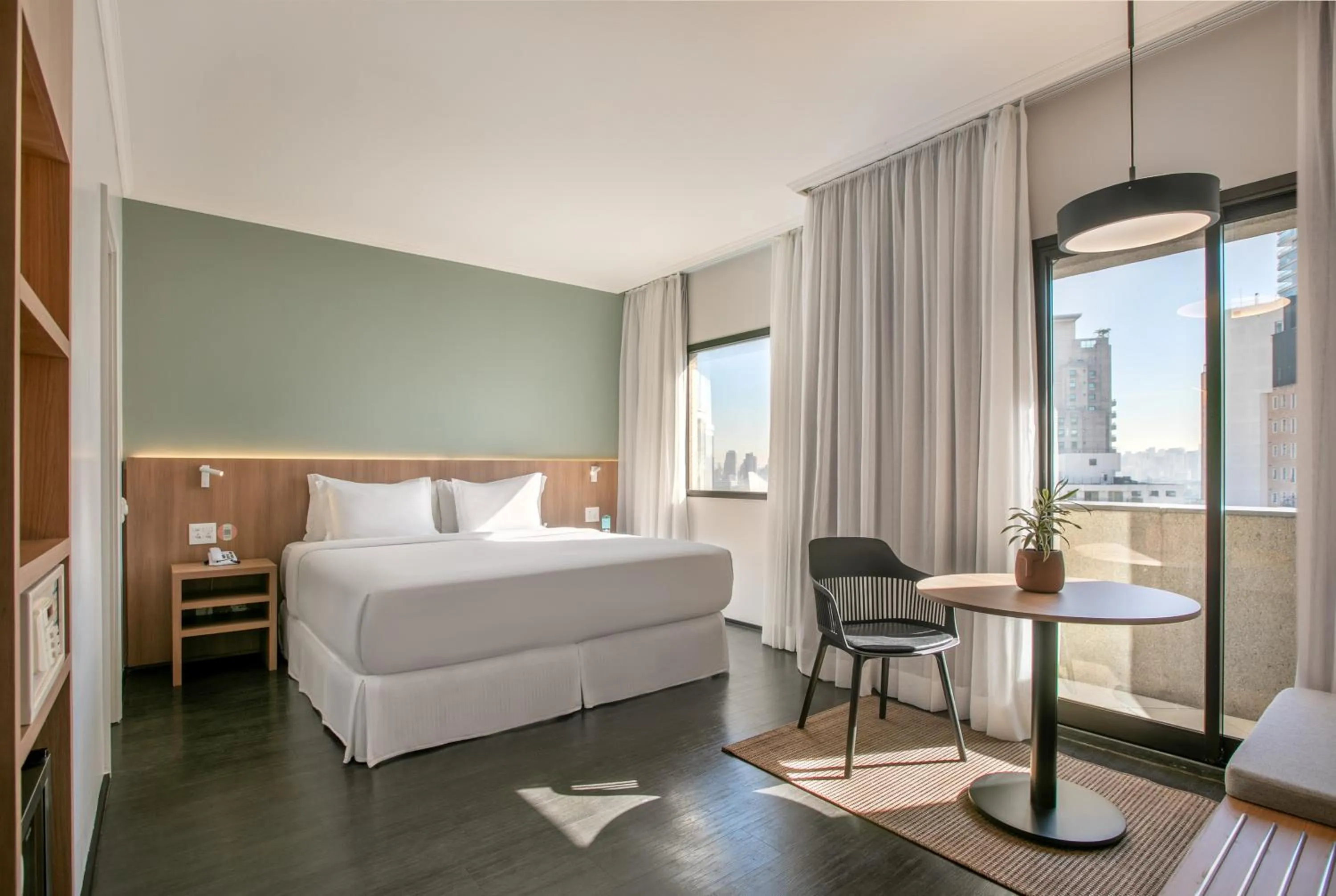 Innside City View King with Balcony - single occupancy in INNSiDE by Meliá São Paulo ITAIM