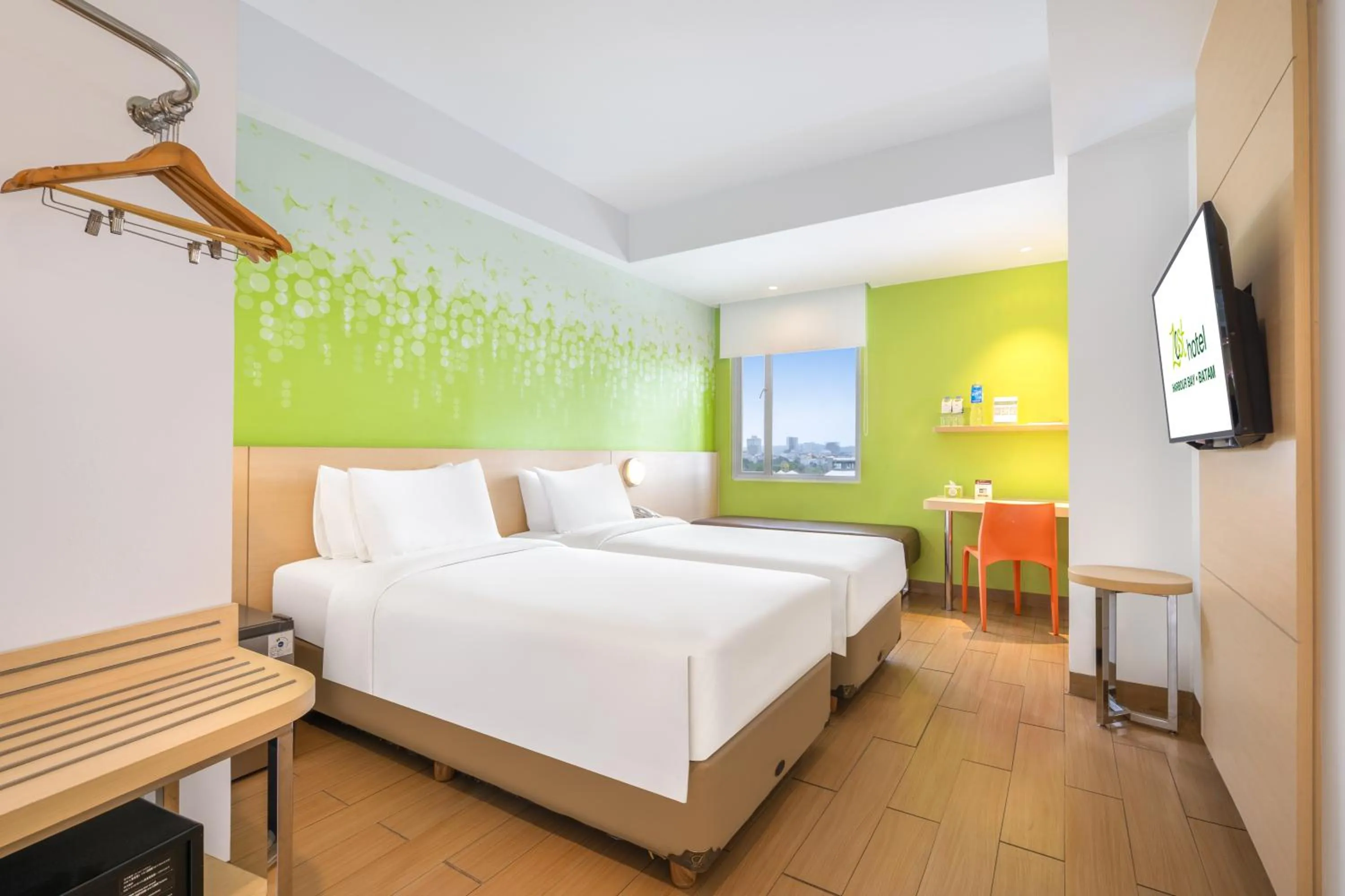 Zest Twin Room in Zest Harbour Bay Batam by Swiss-Belhotel International