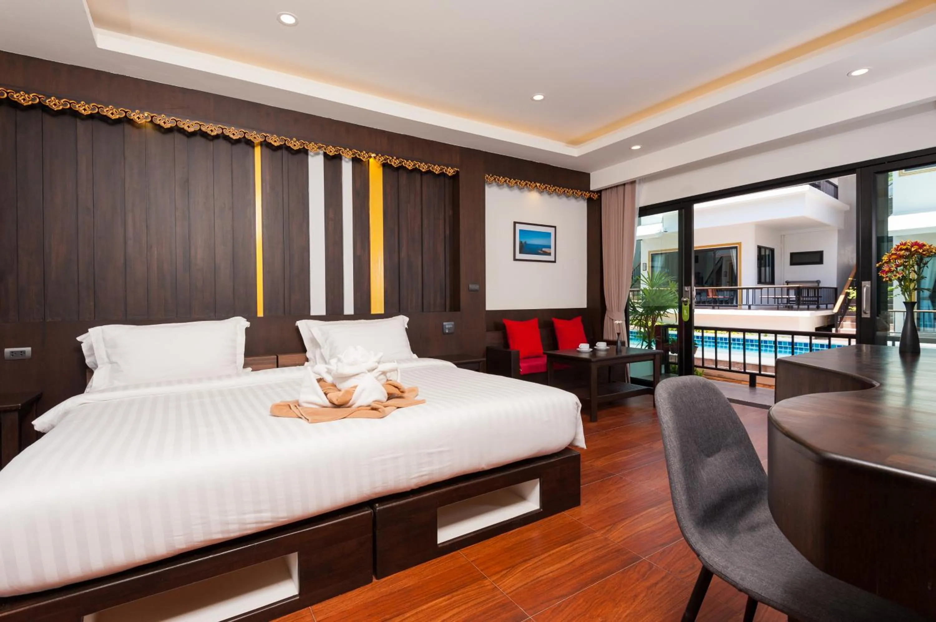 Superior Double or Twin Room with Pool View in Simple Life Cliff View Resort