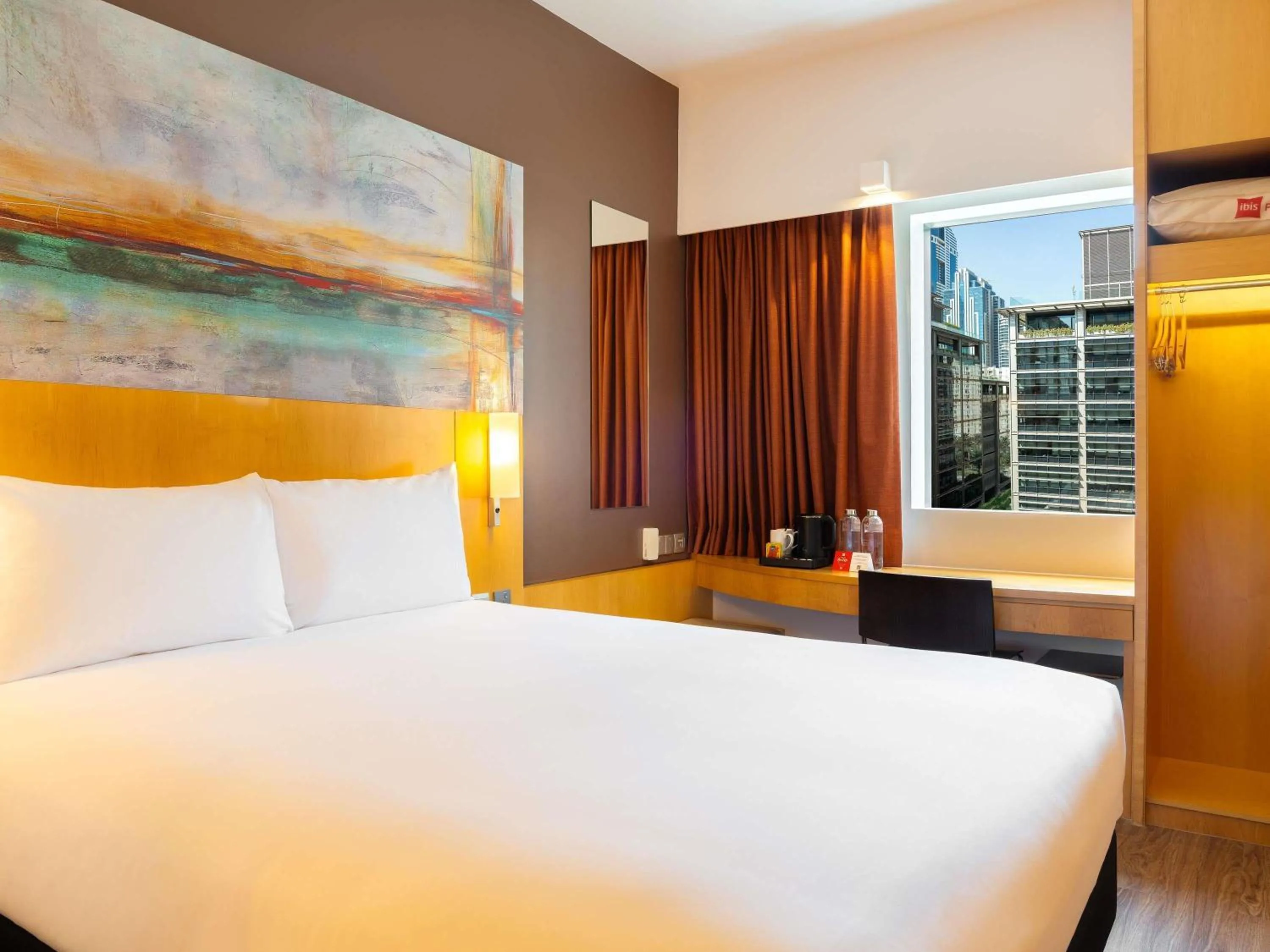 Standard Queen Room in ibis Dubai One Central