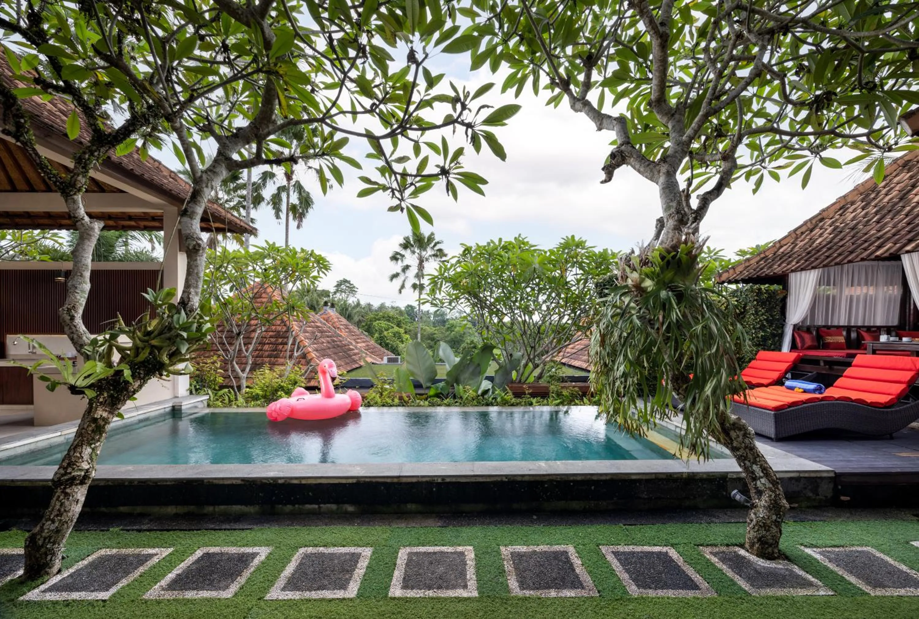 Three-Bedroom Pool Villa with Daily Afternoon Tea and Free Benefit in Griya Shanti Villas & Spa