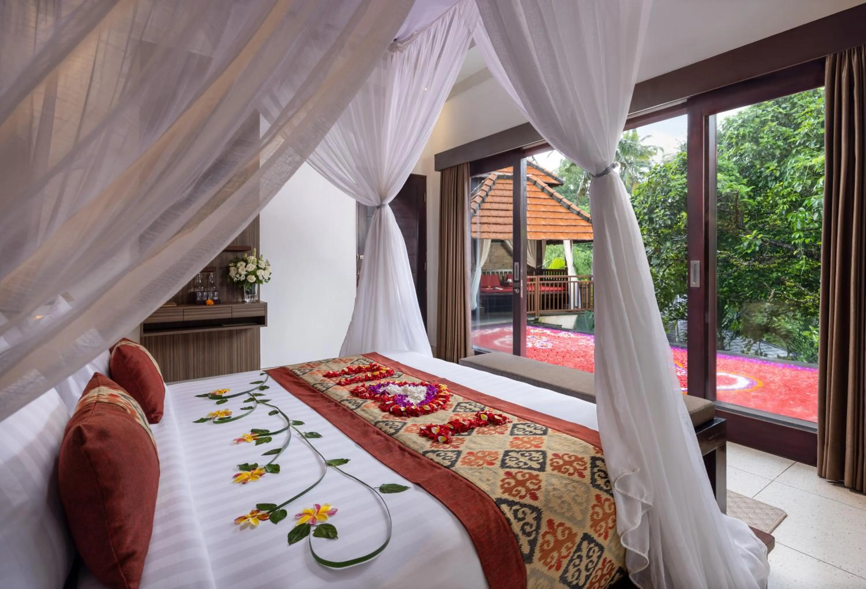 One-Bedroom  Pool Villa with Jungle View and Free Benefits  in Griya Shanti Villas & Spa