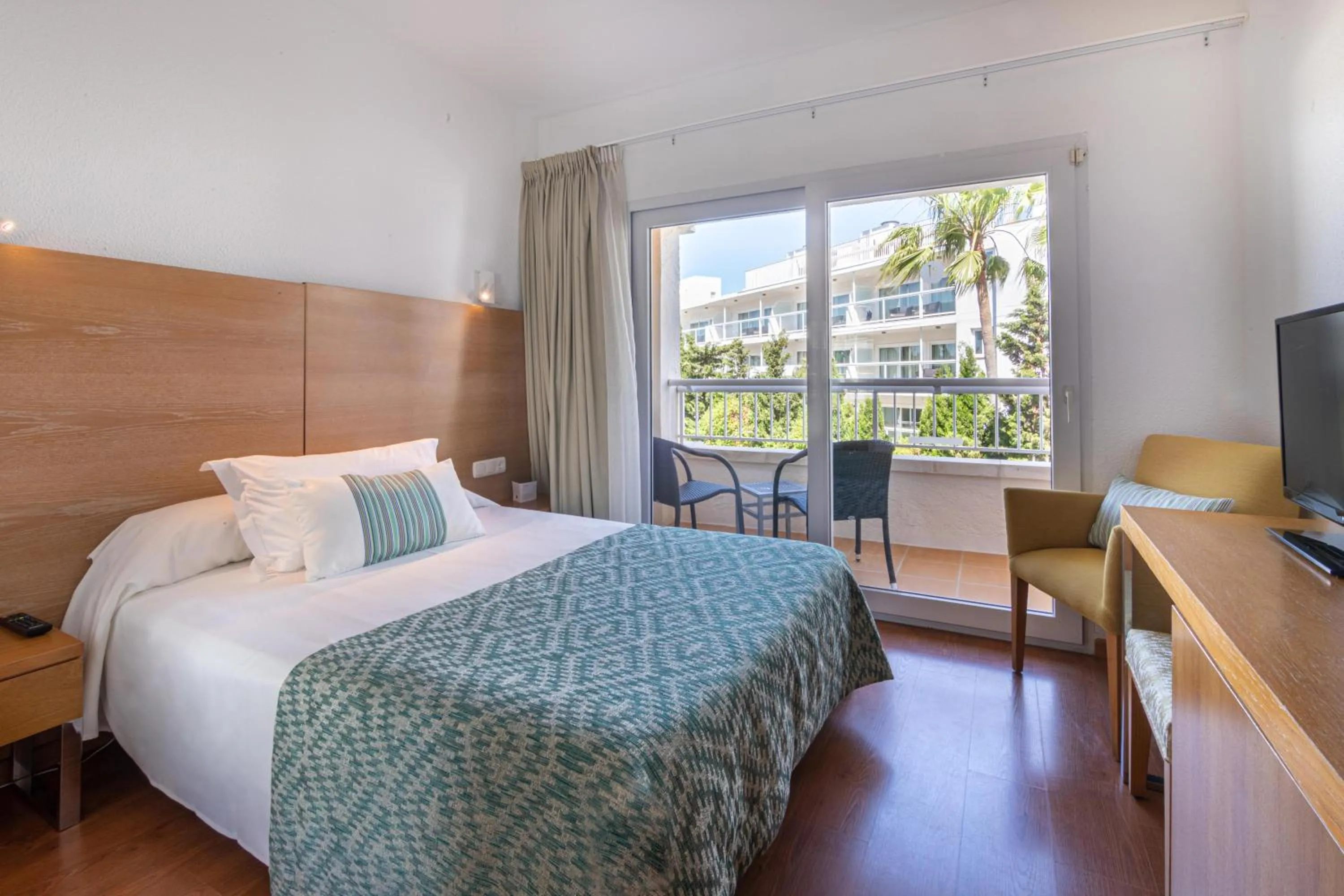 Single Room with Balcony - single occupancy in JS Alcudi-Mar