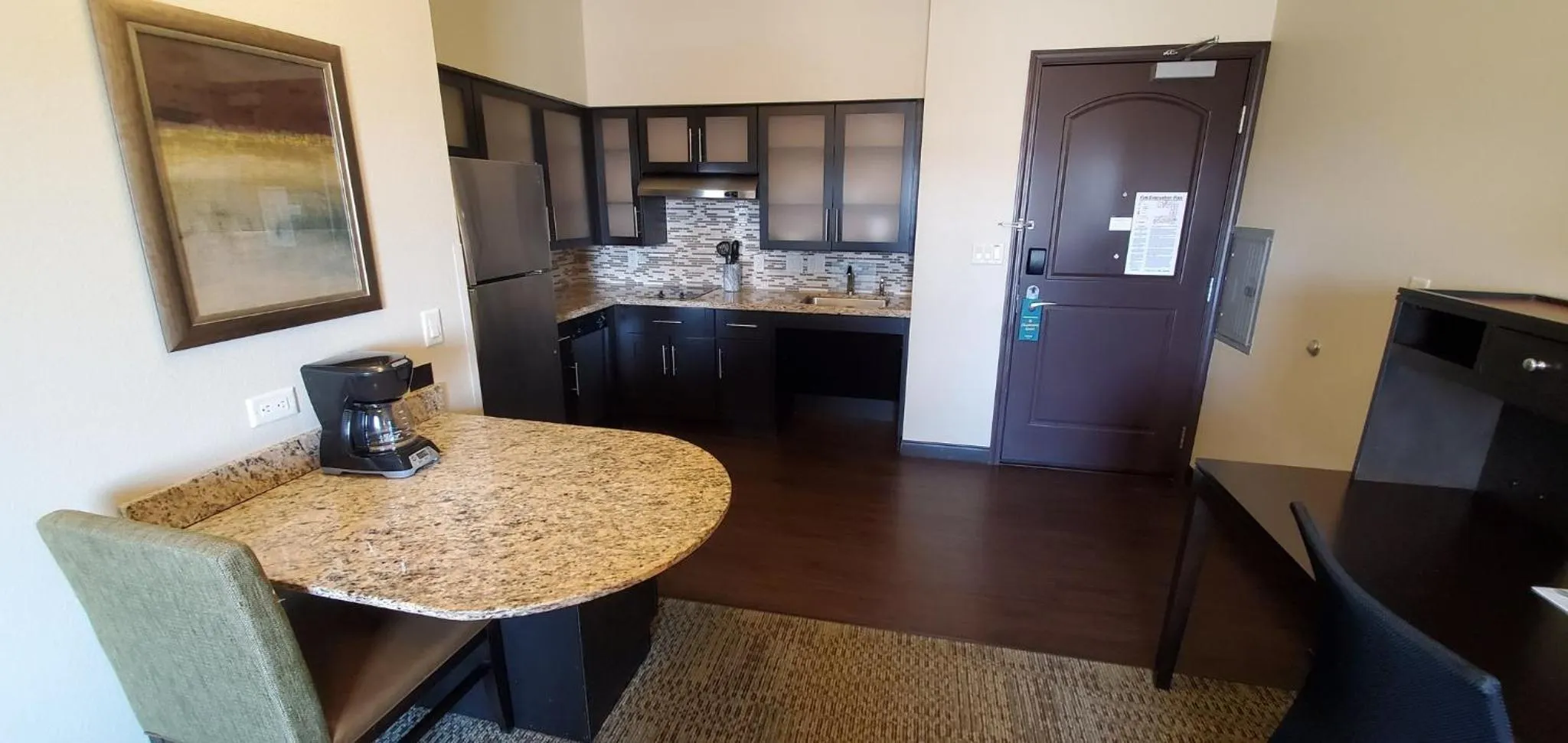 One-Bedroom Suite with Roll-In Shower - Communications Access in Staybridge Suites Eau Claire - Altoona by IHG