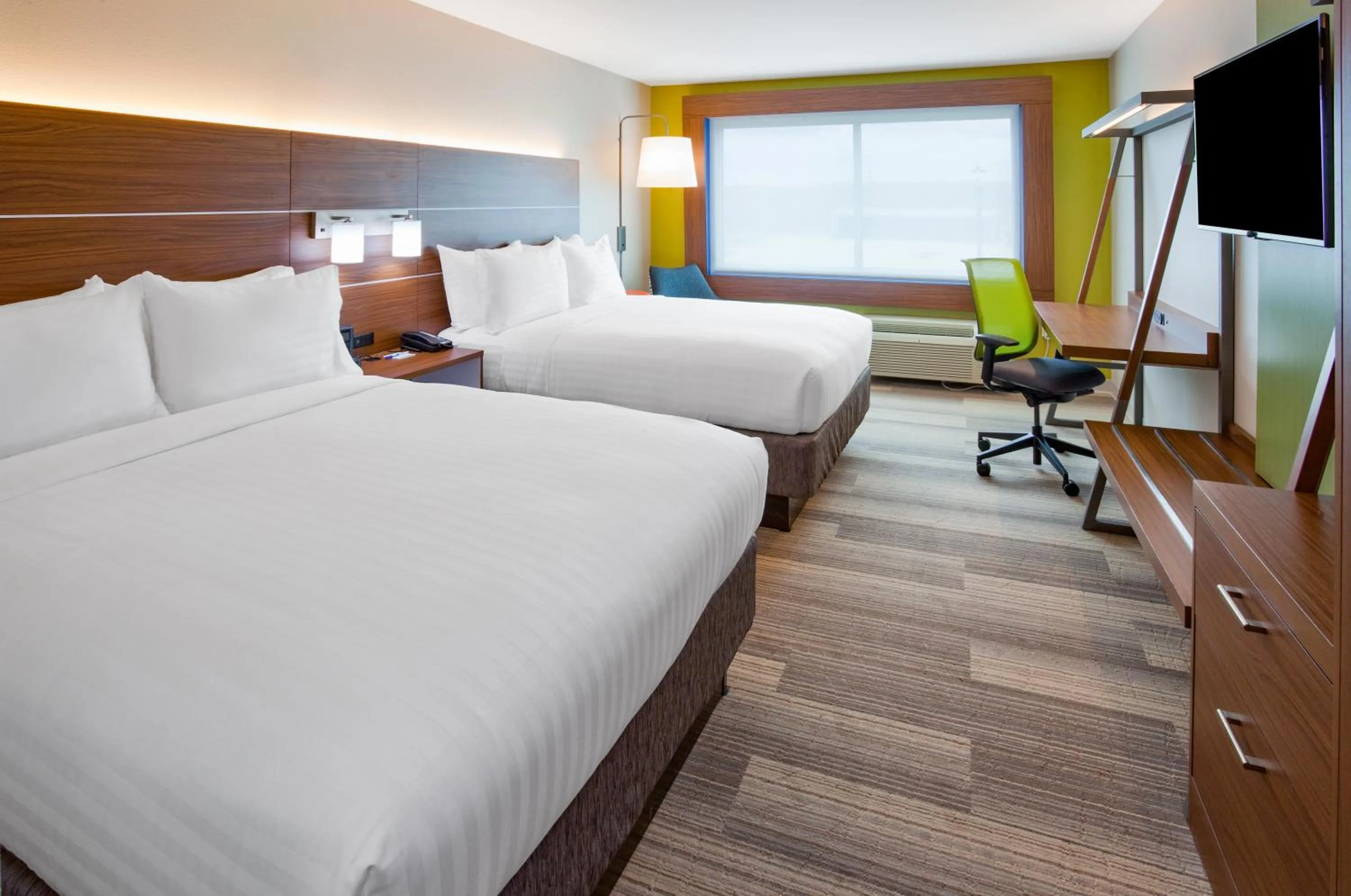 Standard Room with Two Queen Beds in Holiday Inn Express and Suites Des Moines Downtown by IHG
