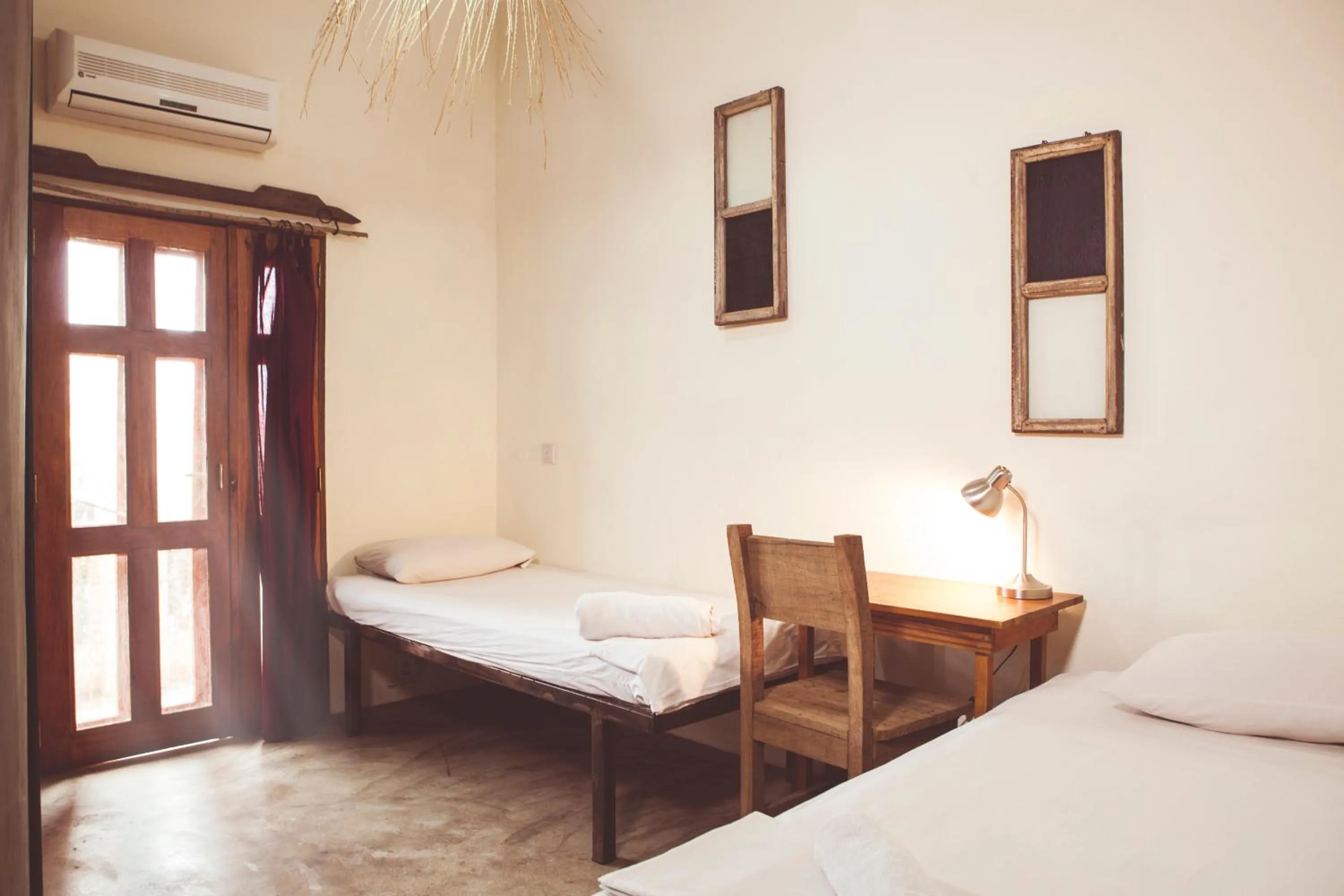 Twin Room with Private Bathroom - single occupancy in somewhere nice