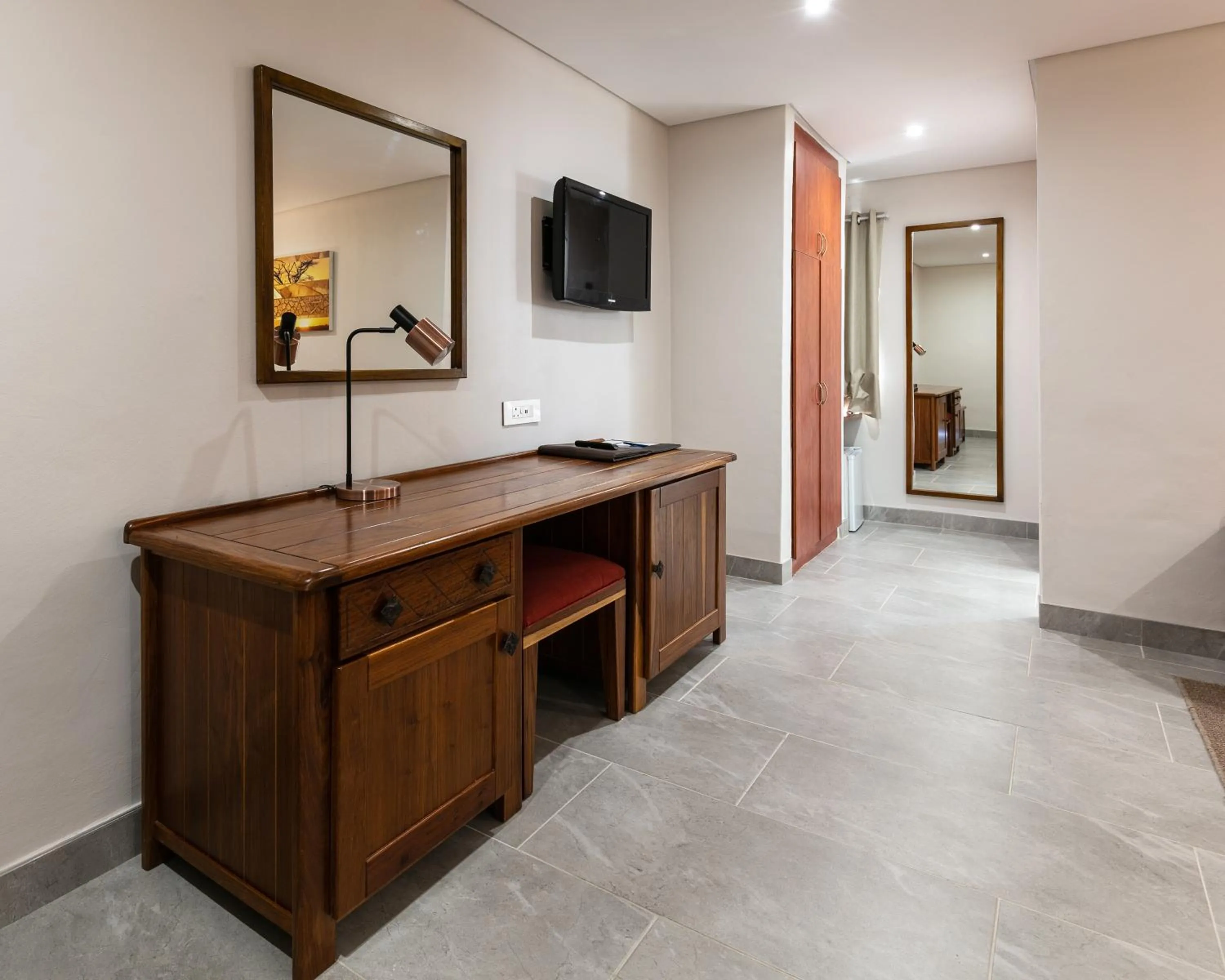 Deluxe Double or Twin Room - single occupancy in Cresta Jwaneng